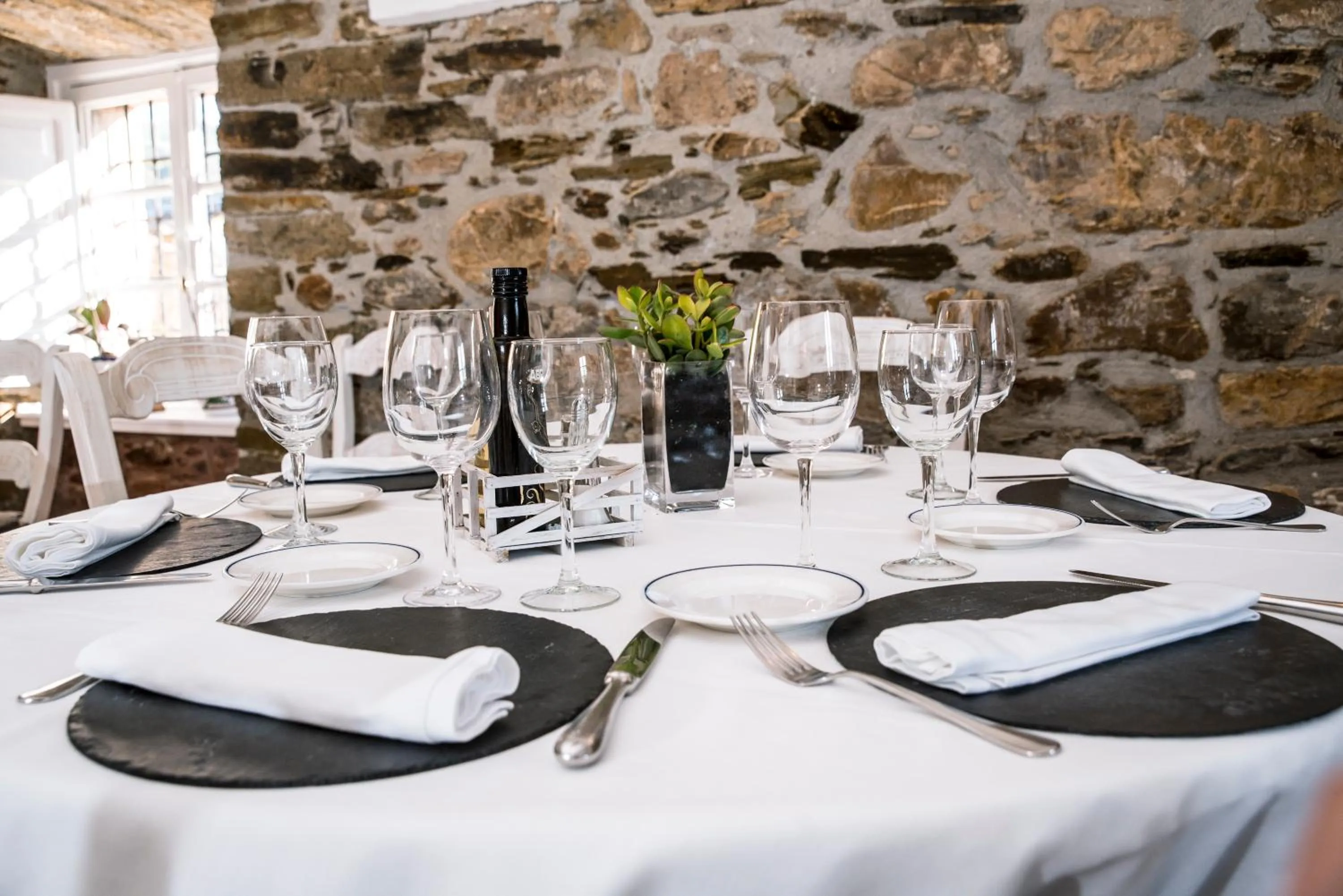 Restaurant/places to eat in Hotel Monumento Pazo do Castro