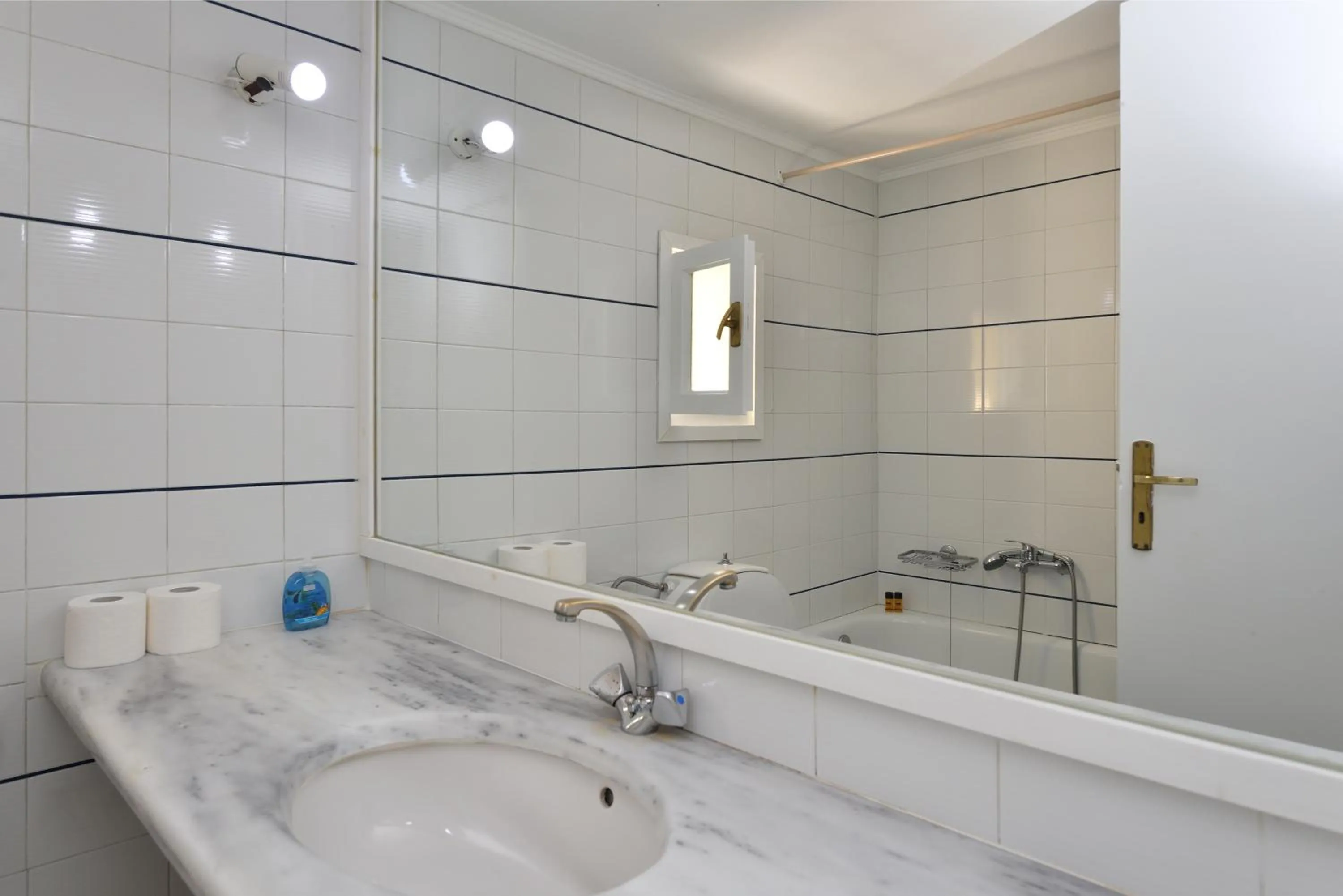 Bathroom in Surfing Beach Village Paros