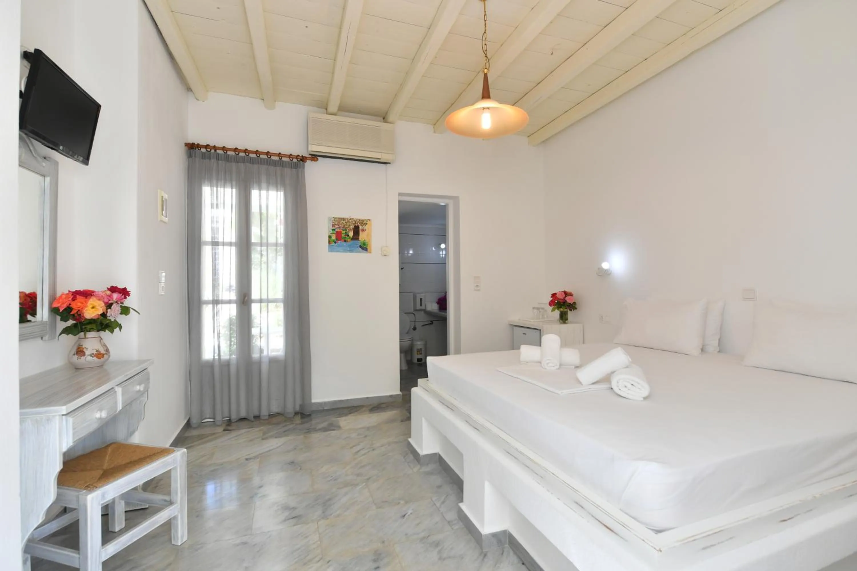 Bedroom, Bed in Surfing Beach Village Paros