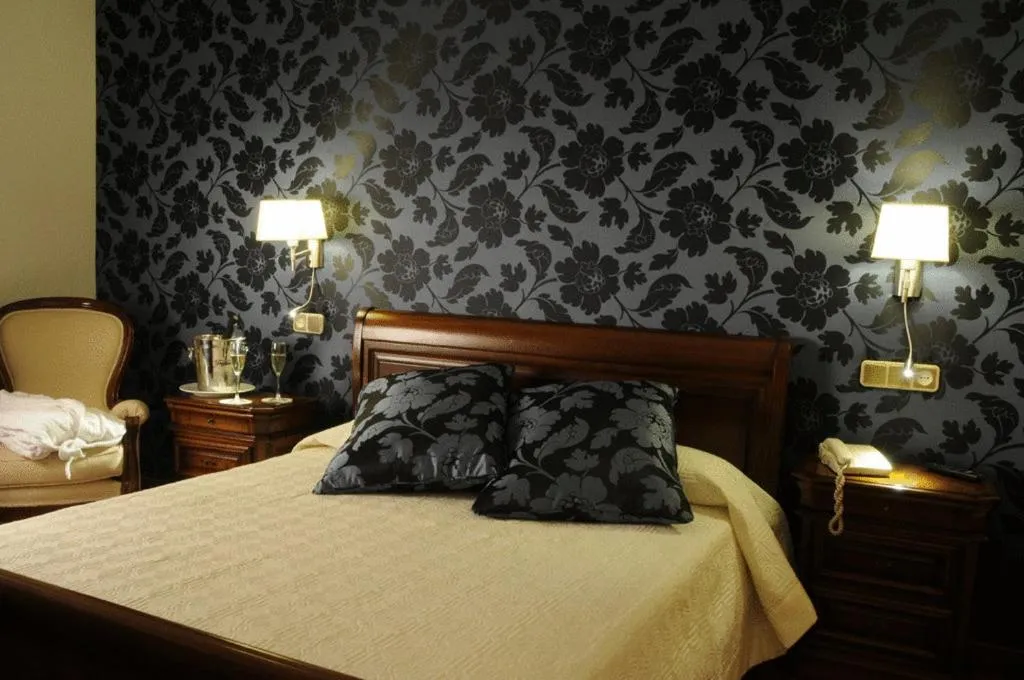 Photo of the whole room, Bed in Hotel II Virrey