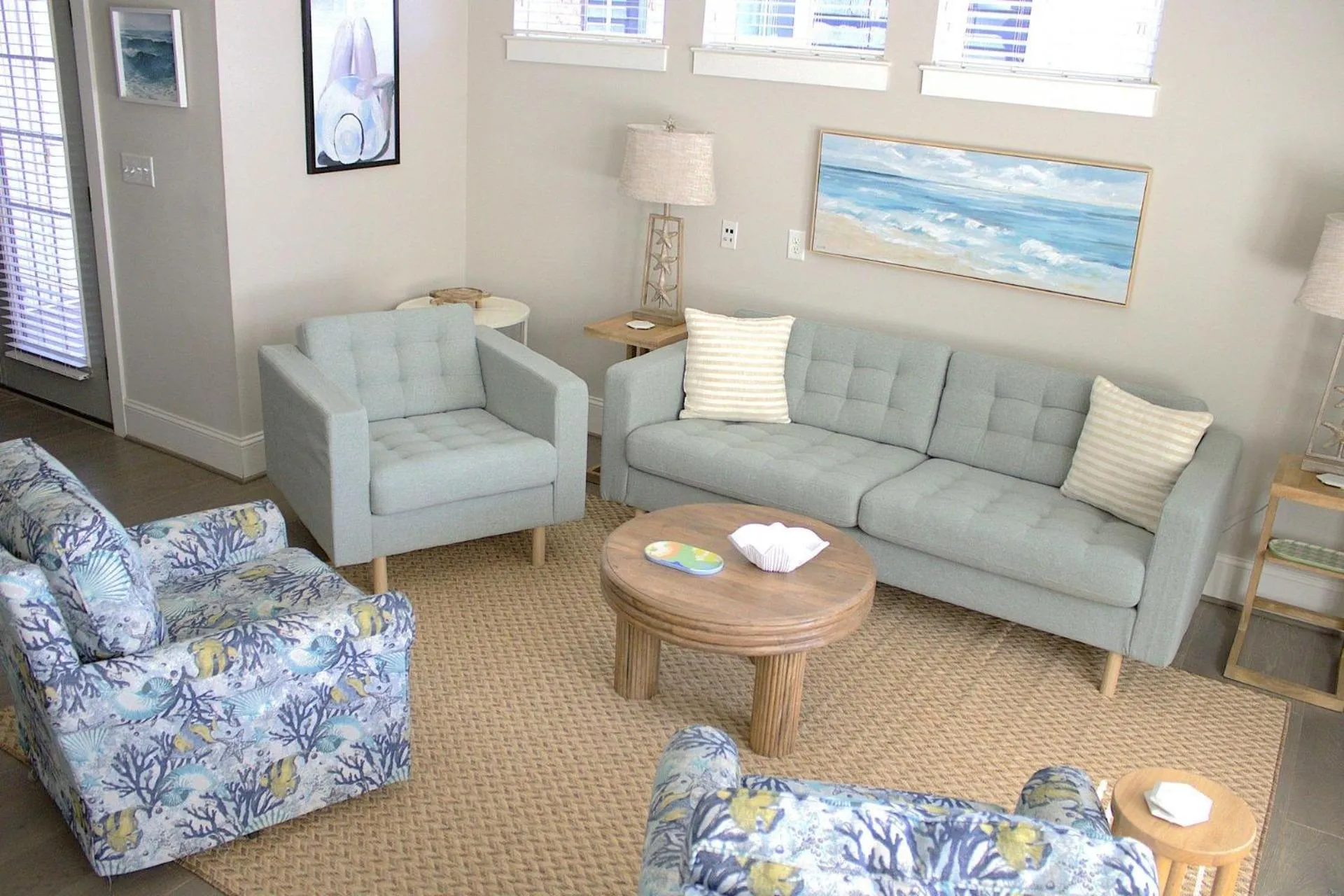 404A The Hilltop House