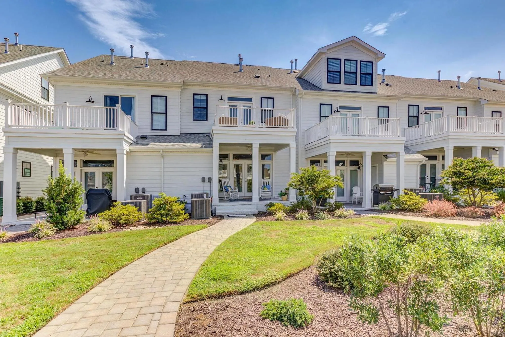 517 The Southend Pier House