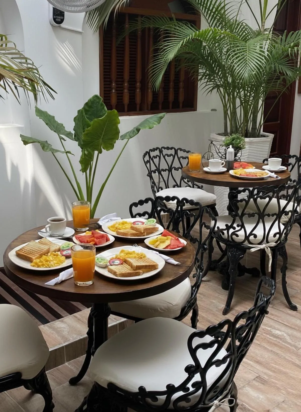 Breakfast in Hotel Casa Agustina