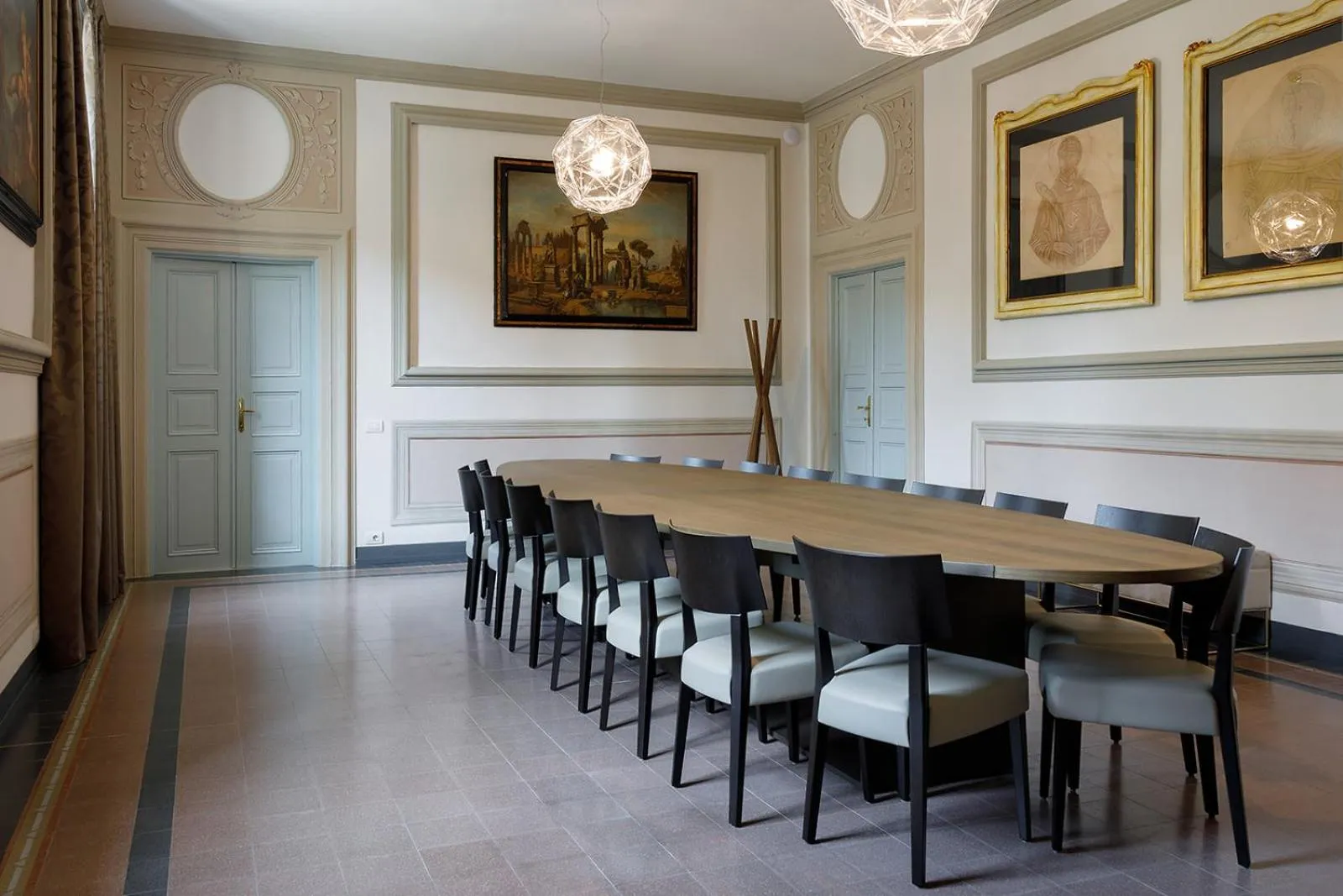 Meeting/conference room in Grand Universe La Residenza