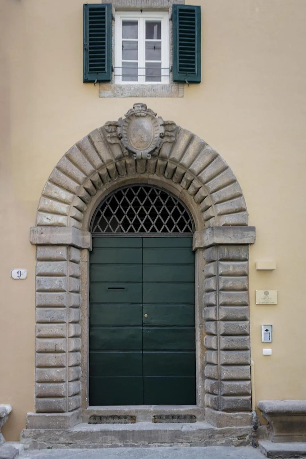 Facade/entrance in Grand Universe La Residenza