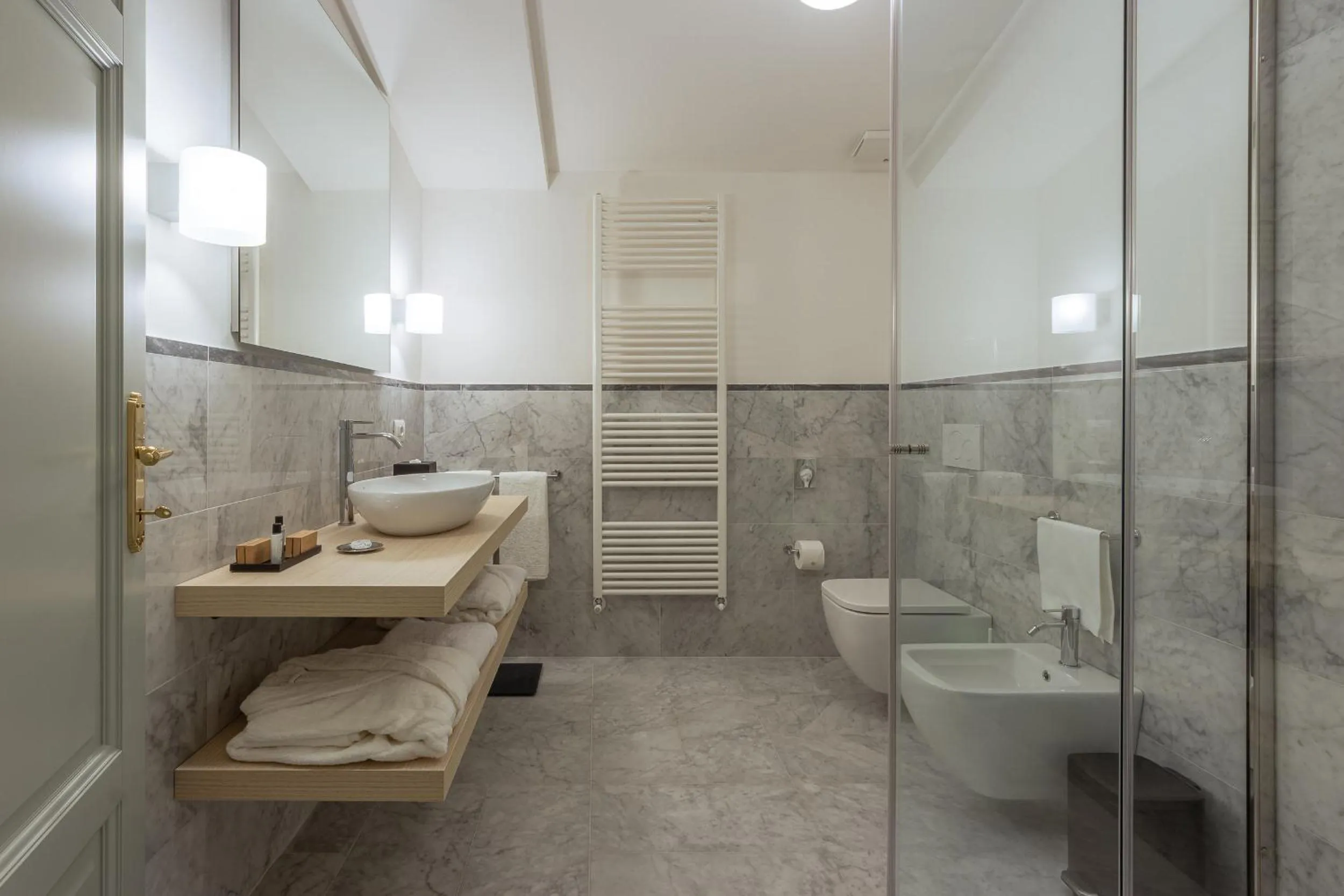 Bathroom in Grand Universe La Residenza