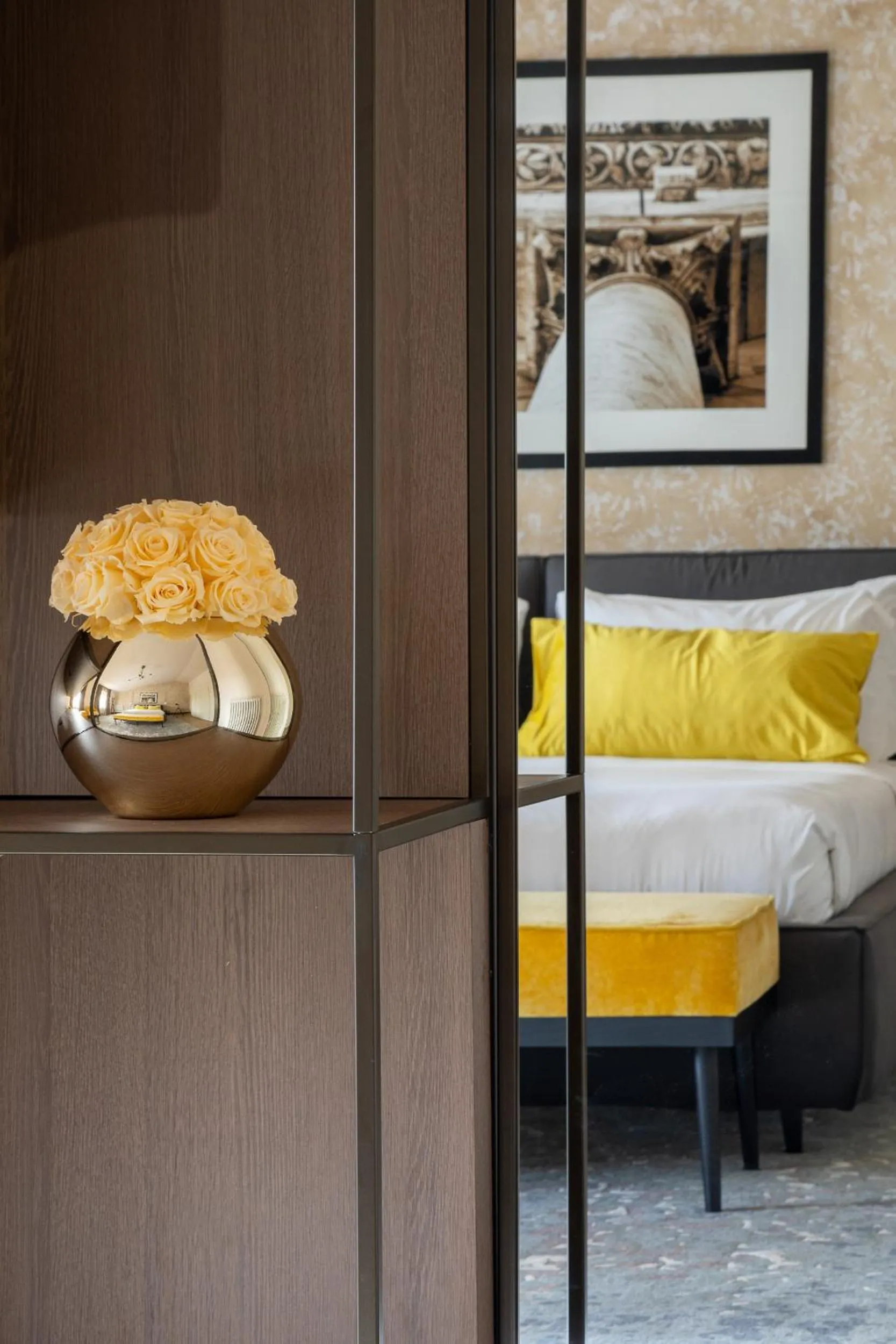 Decorative detail, Bed in Grand Universe La Residenza