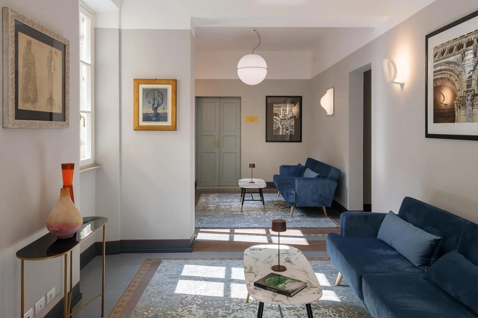 Seating area in Grand Universe La Residenza