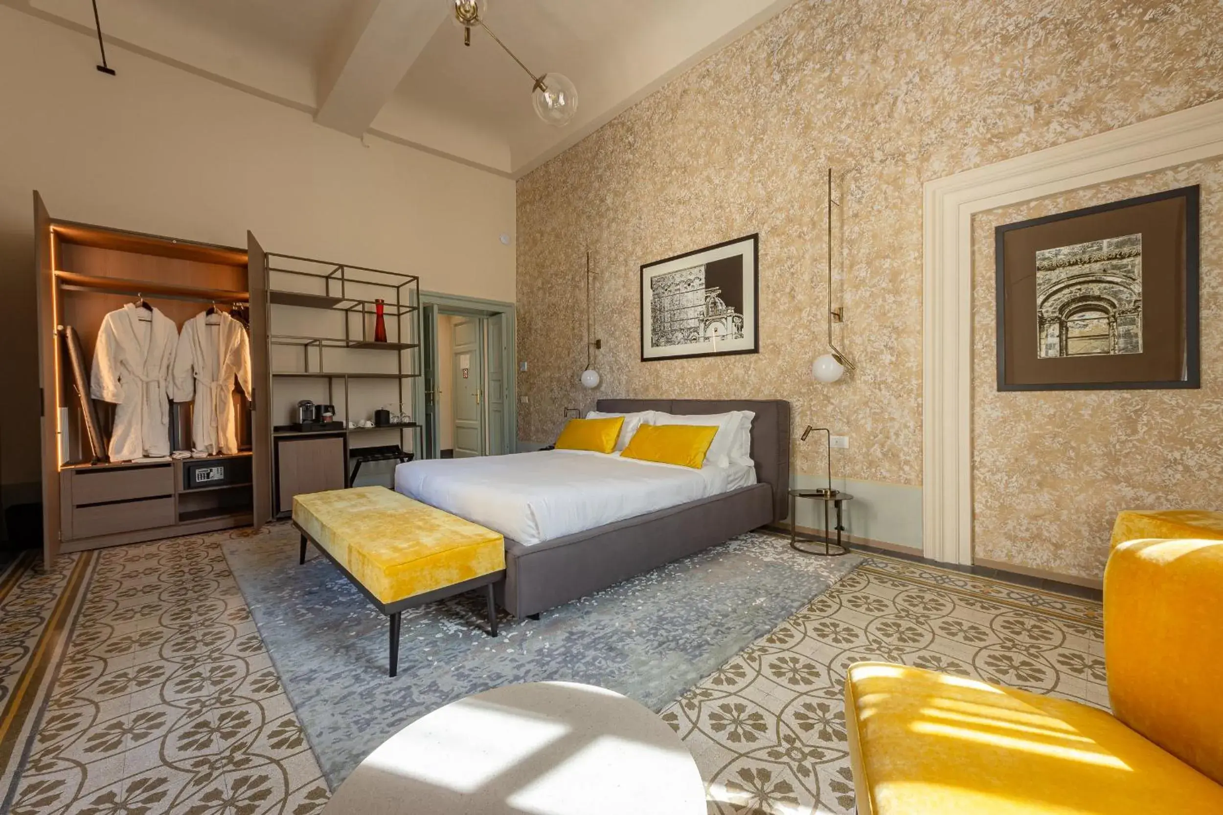 Bedroom, Bed in Grand Universe La Residenza Bedroom, Bed in Grand Universe La Residenza