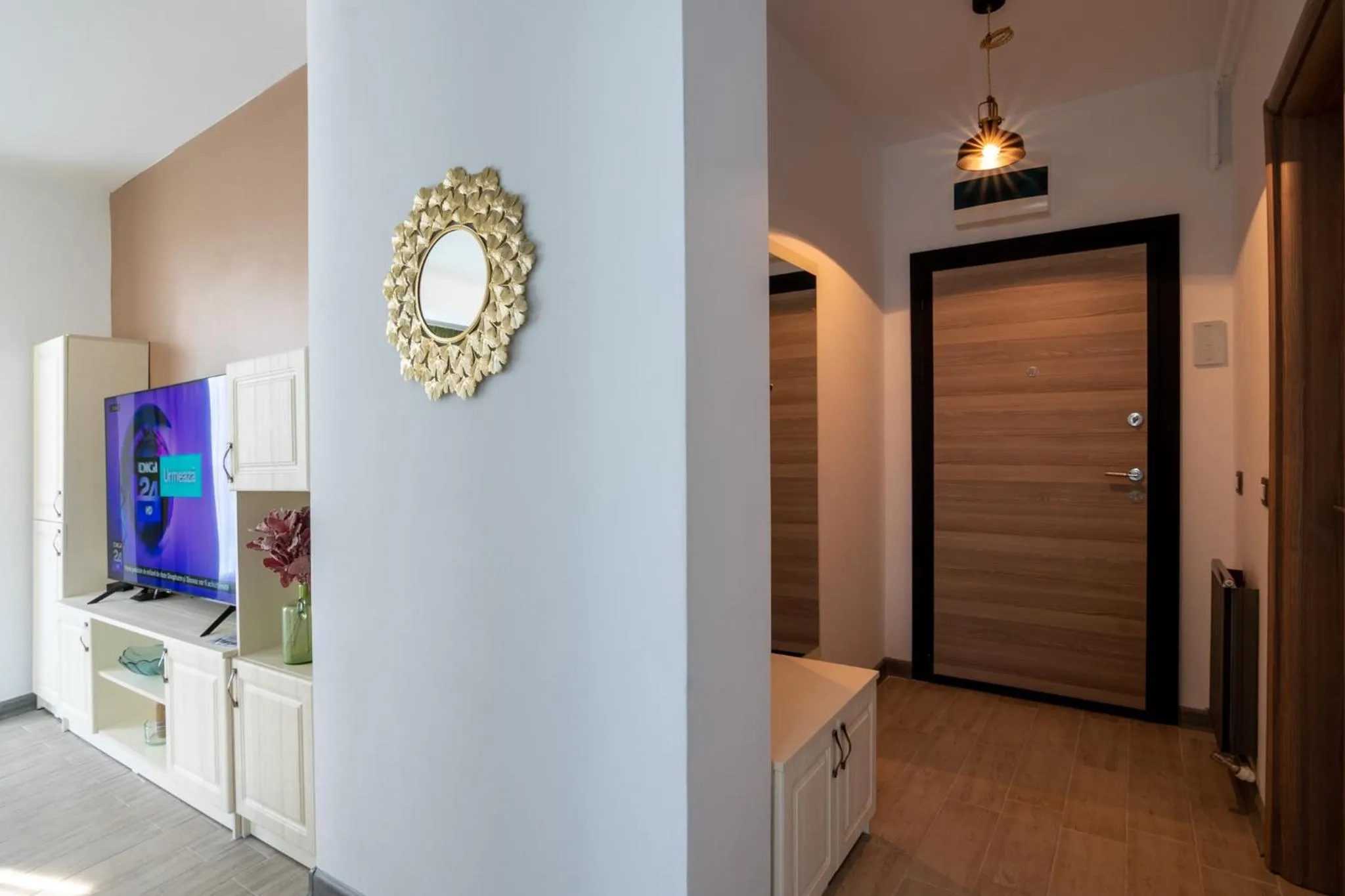 TV and multimedia in Apartamente Miramare by Alz
