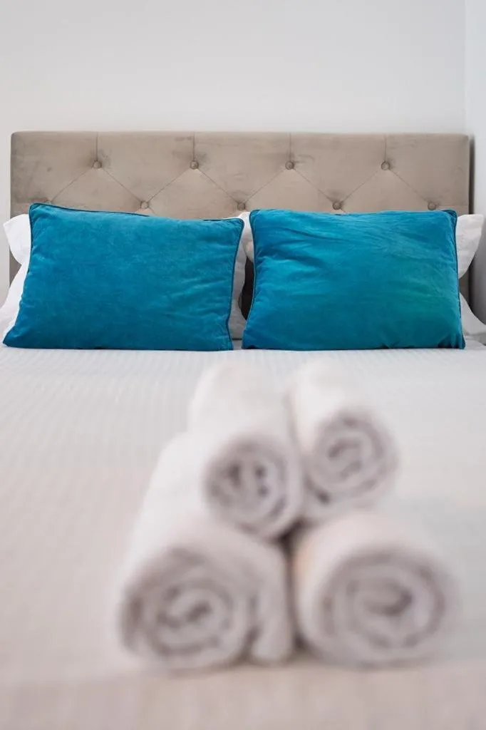 Bed in Apartamente Miramare by Alz