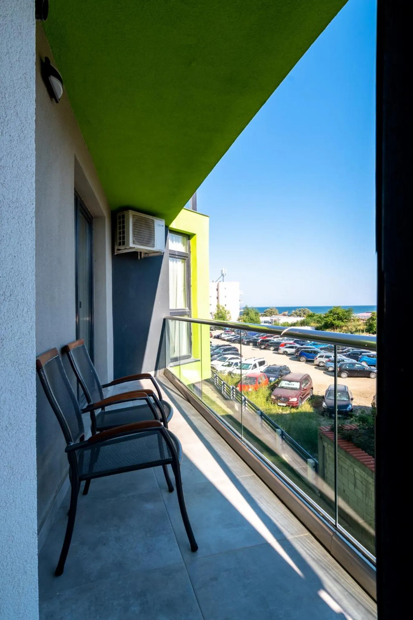 Day in Apartamente Miramare by Alz