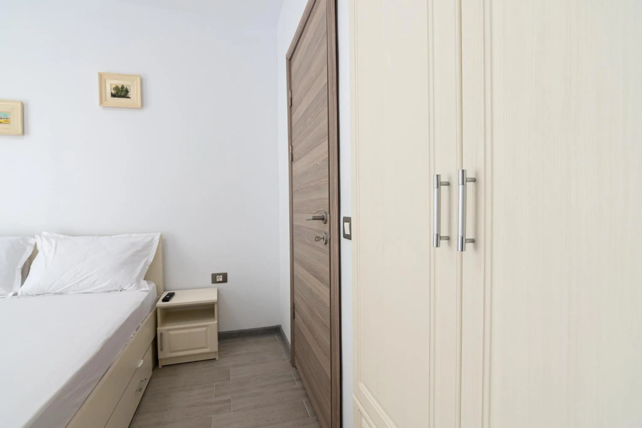 Bed in Apartamente Miramare by Alz