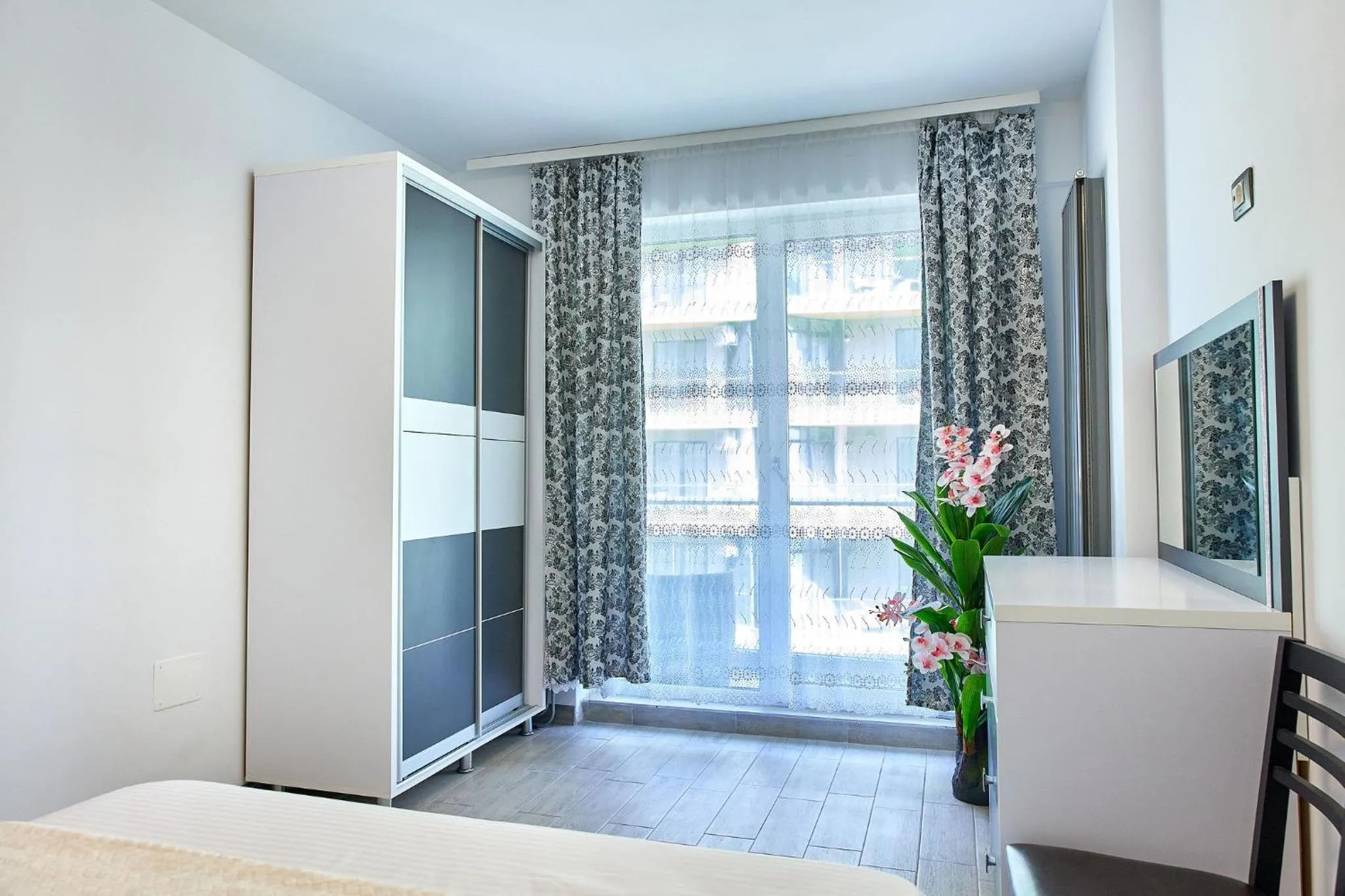 Bed in Apartamente Miramare by Alz