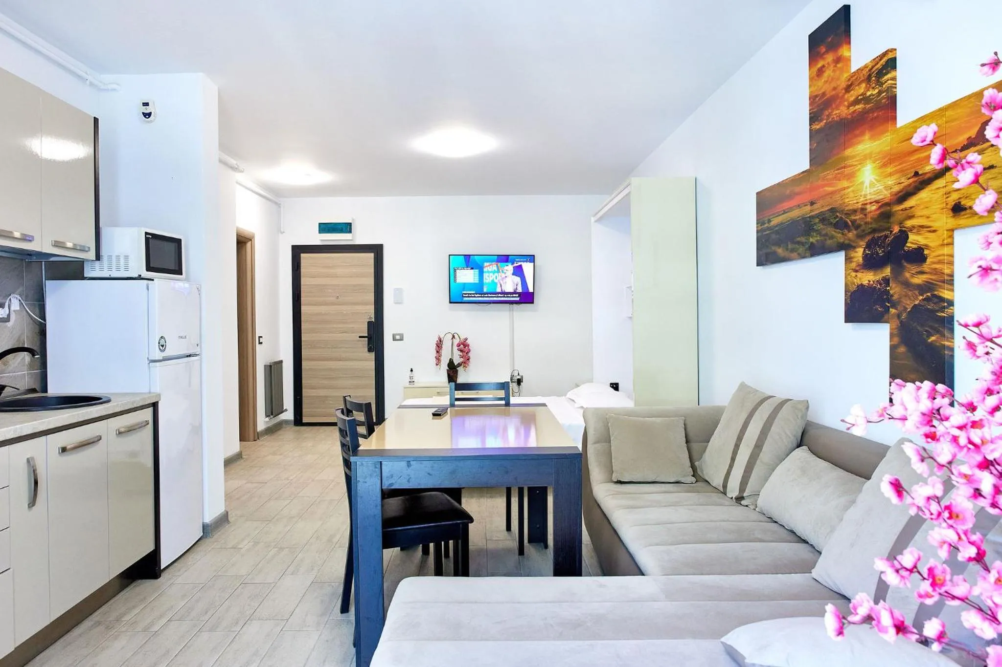 TV and multimedia in Apartamente Miramare by Alz