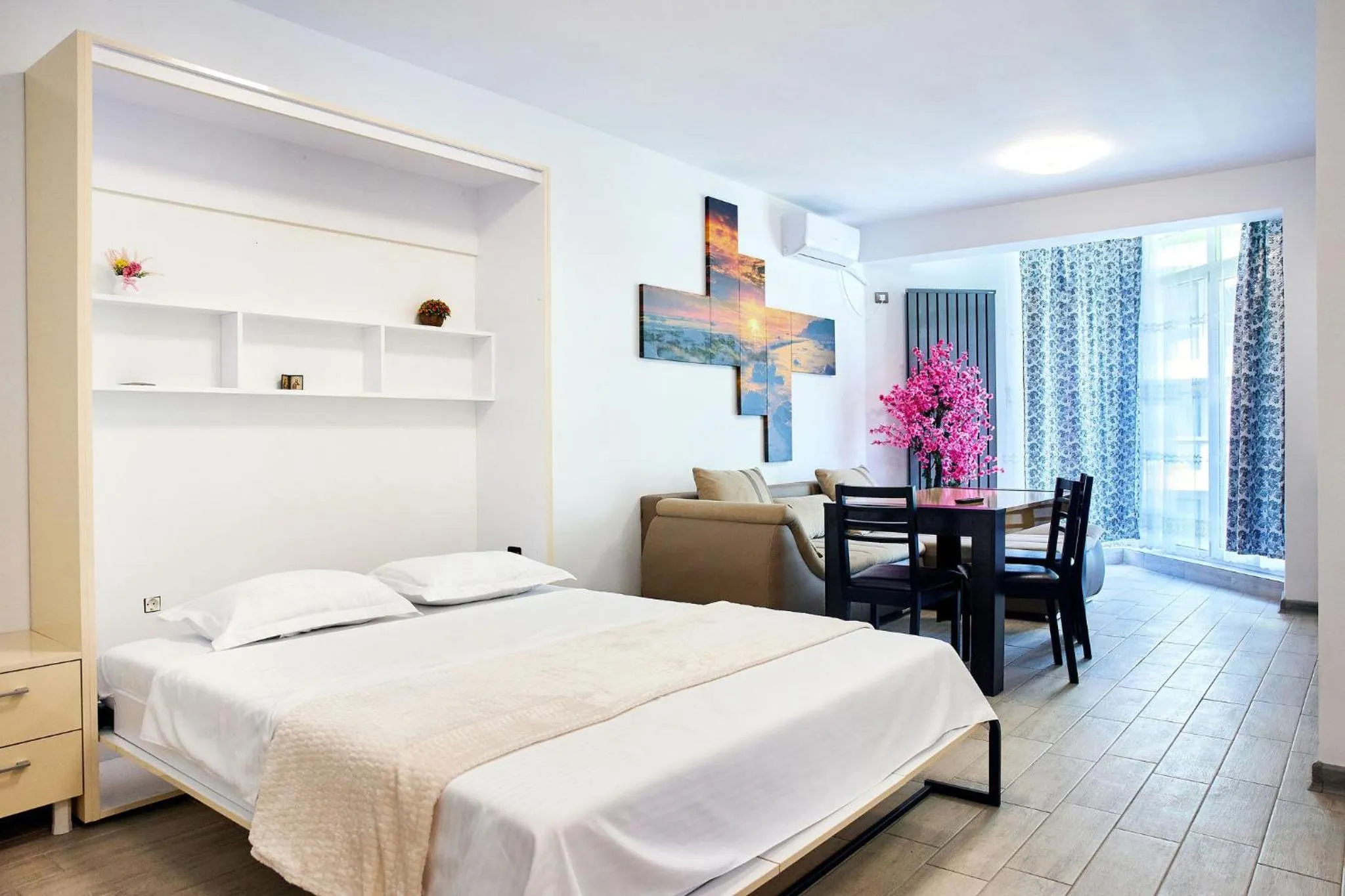 Bed in Apartamente Miramare by Alz