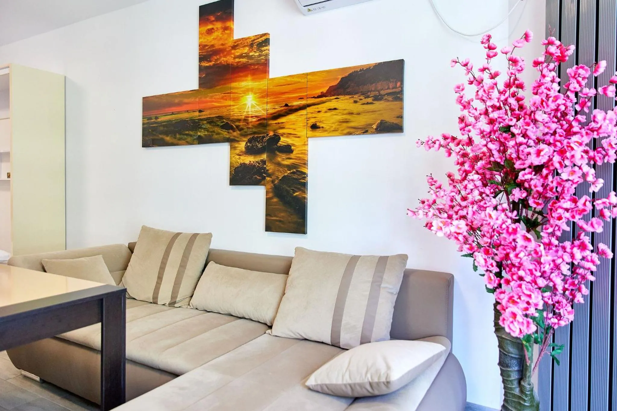 Living room in Apartamente Miramare by Alz