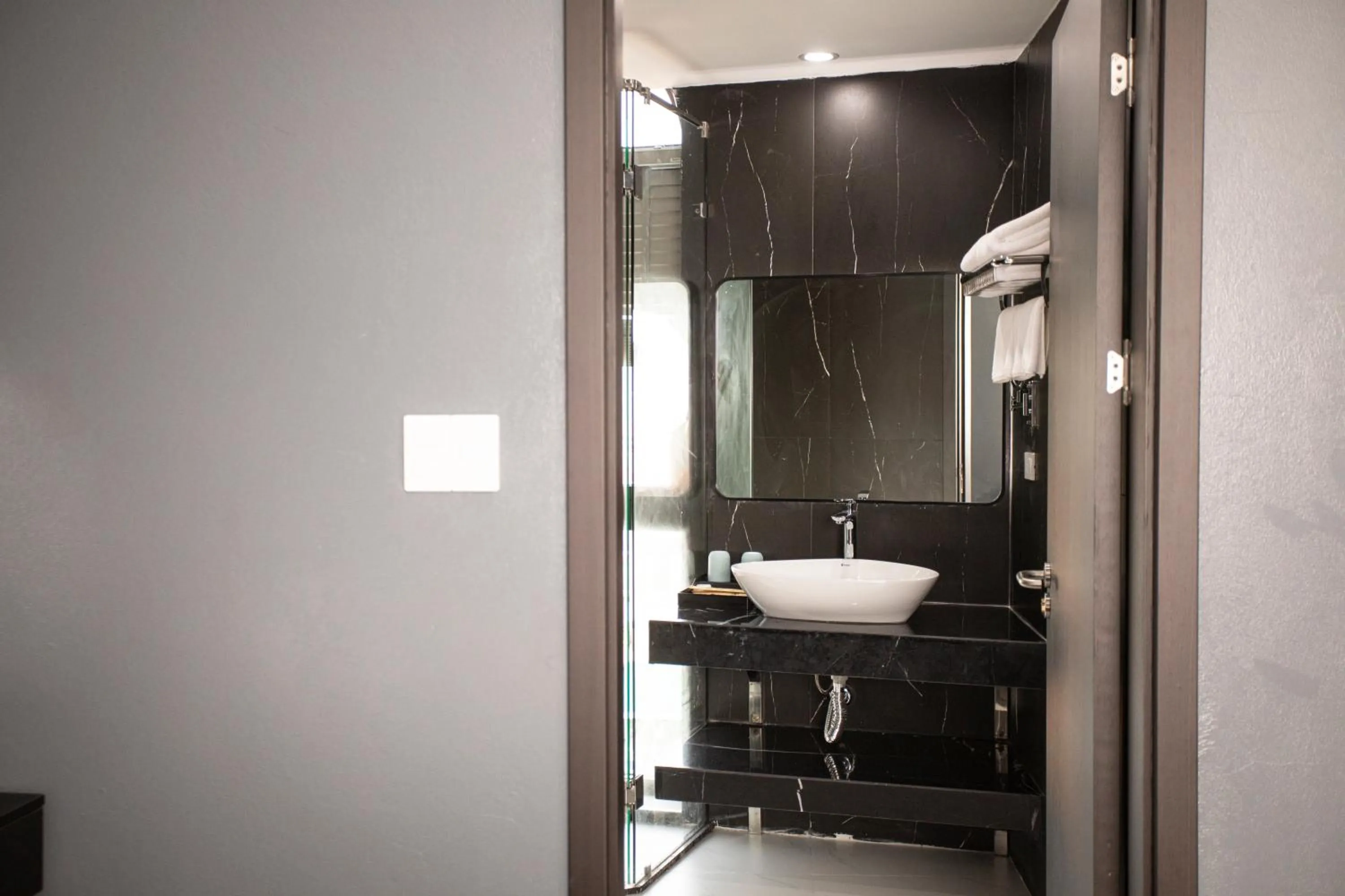 Shower in La Maison Boutique Hotel