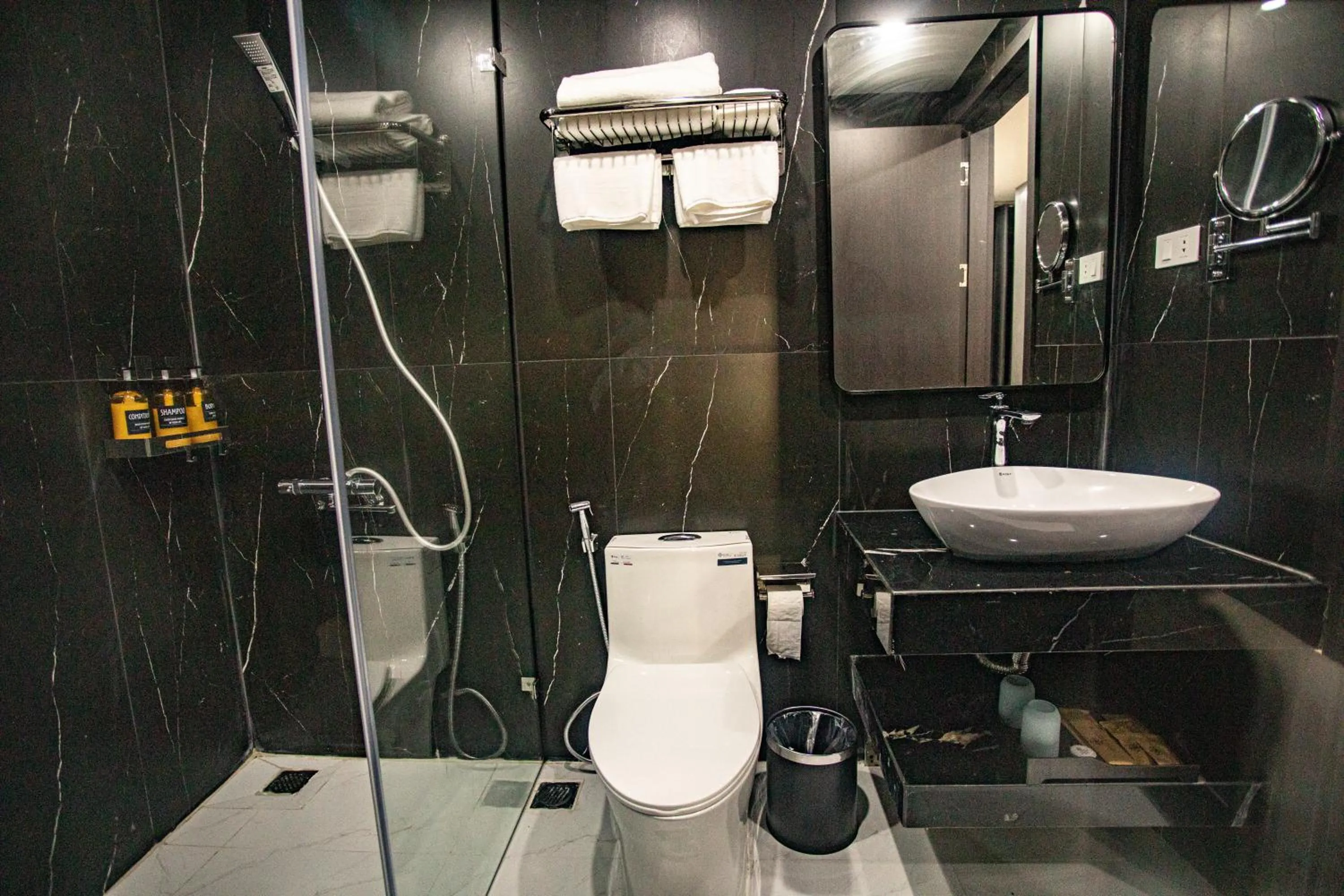 Shower in La Maison Boutique Hotel