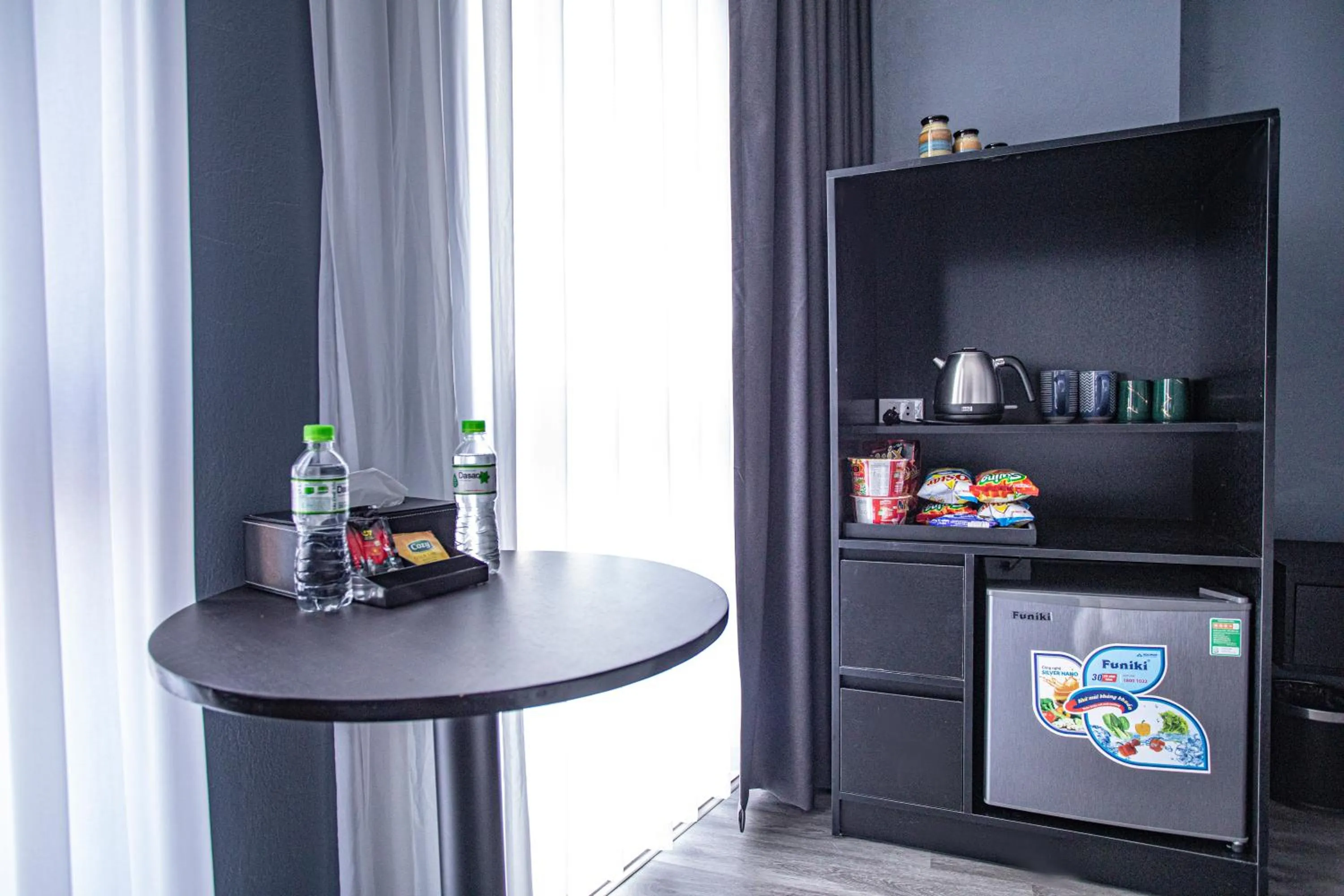 Restaurant/places to eat in La Maison Boutique Hotel