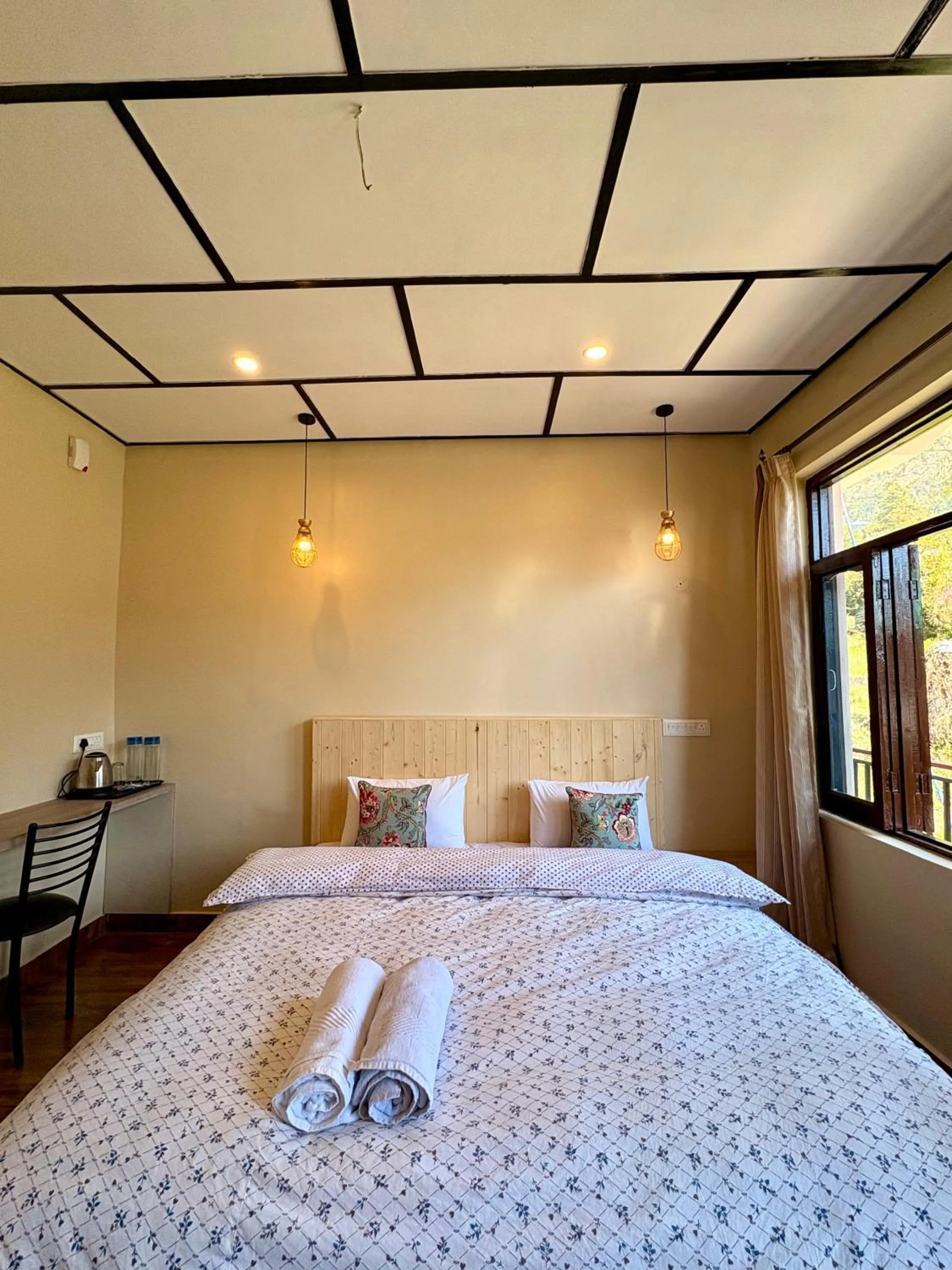 Bed in Eevolve Dharamkot - An Eco Hostel