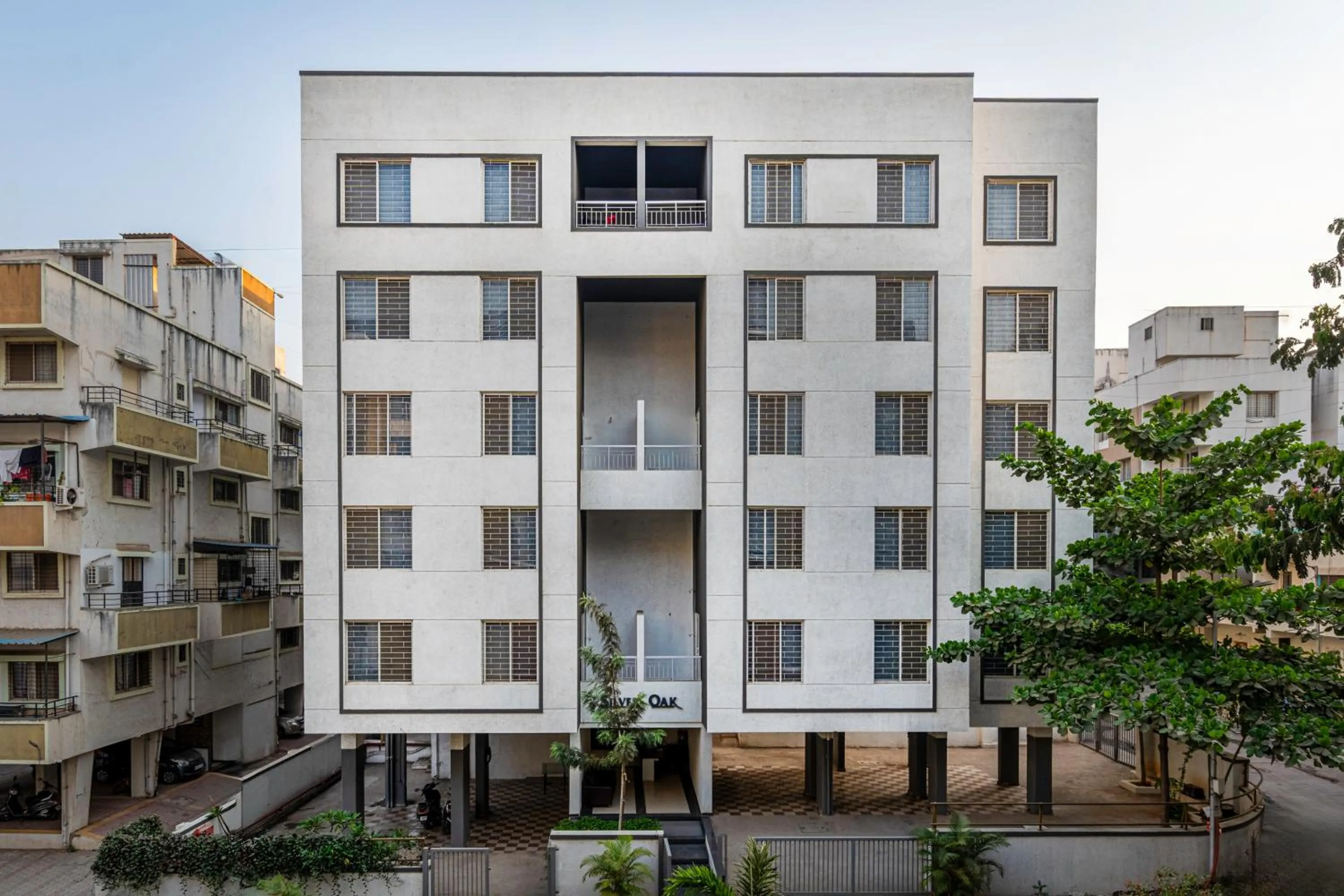 Property building in StayBird - Silver Oak, An Apartment Hotel, Kharadi