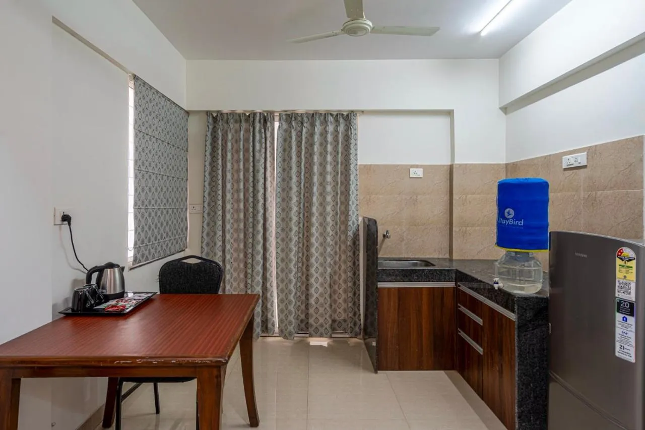 StayBird - Silver Oak, An Apartment Hotel, Kharadi