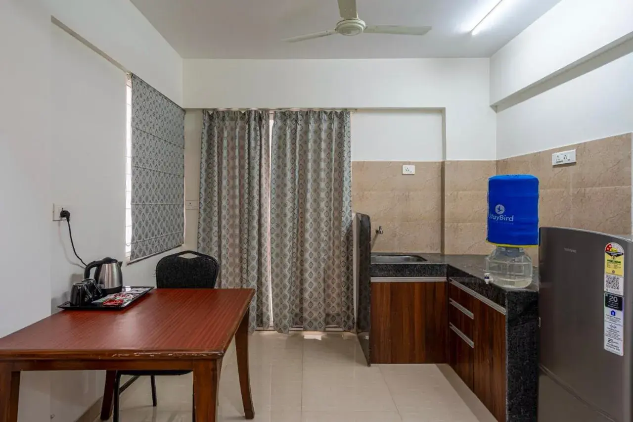 Budget Double Room - single occupancy in StayBird - Silver Oak, An Apartment Hotel, Kharadi Budget Double Room - single occupancy in StayBird - Silver Oak, An Apartment Hotel, Kharadi