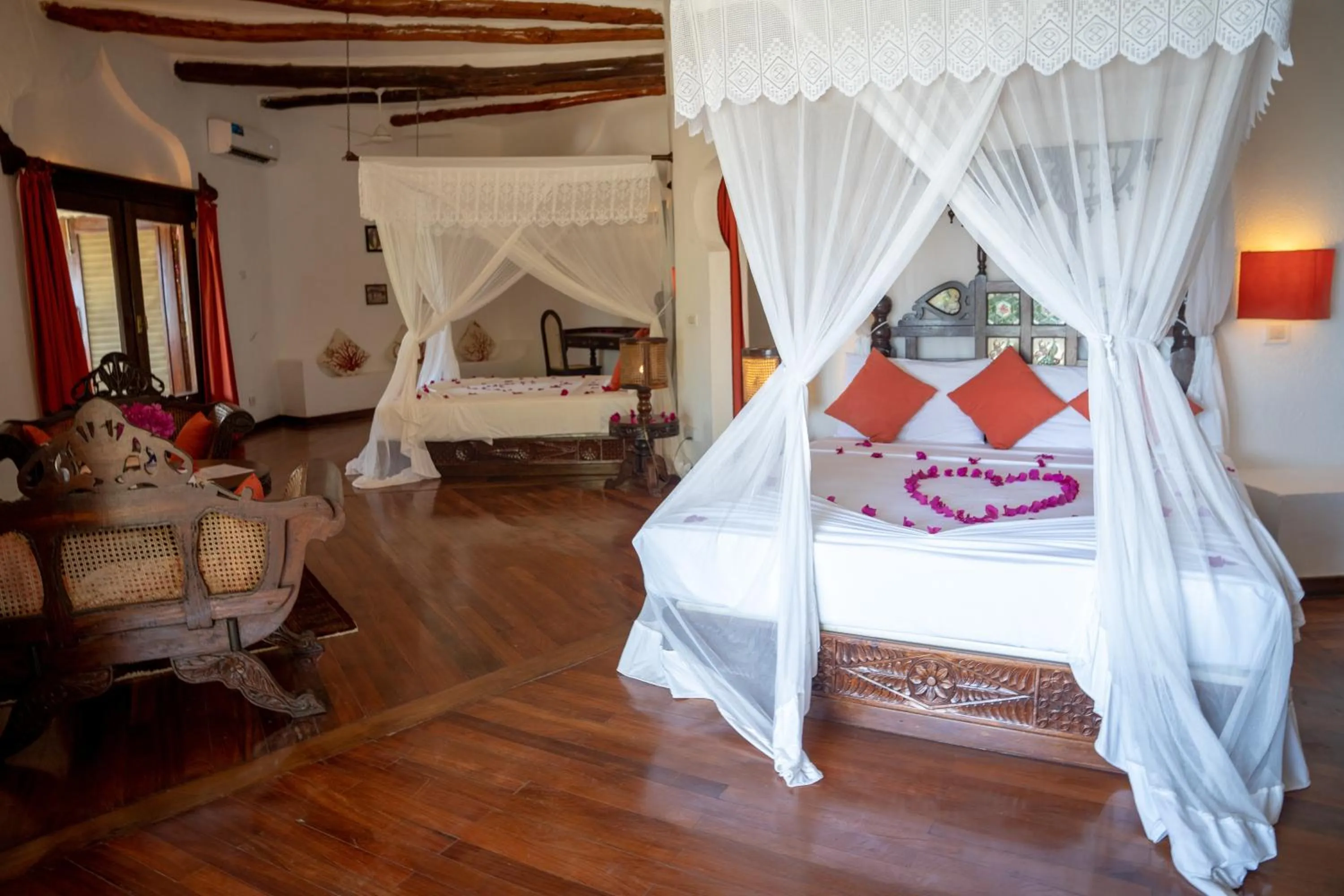 Bed in SULTAN PALACE