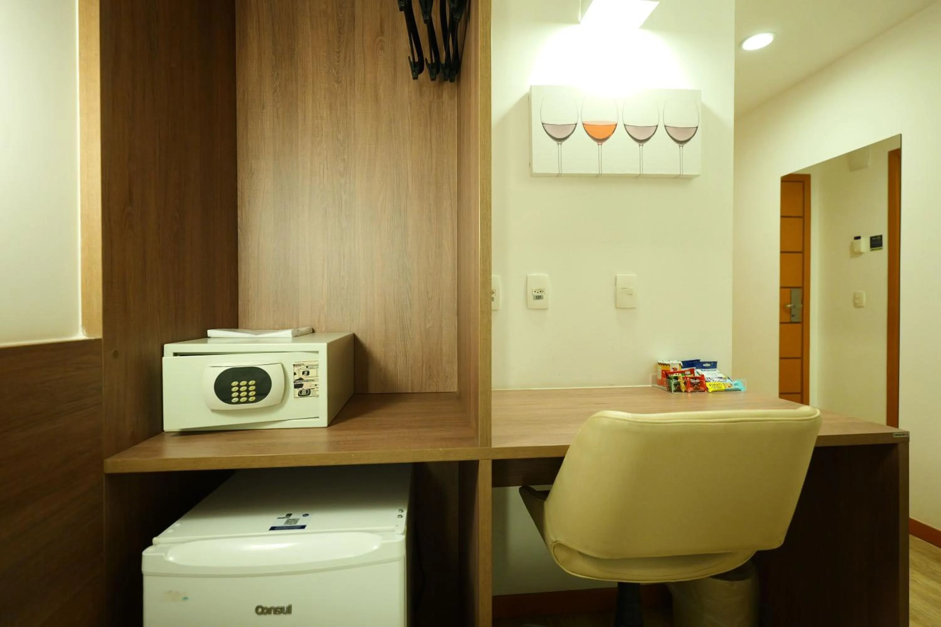 safe in Samba Linhares