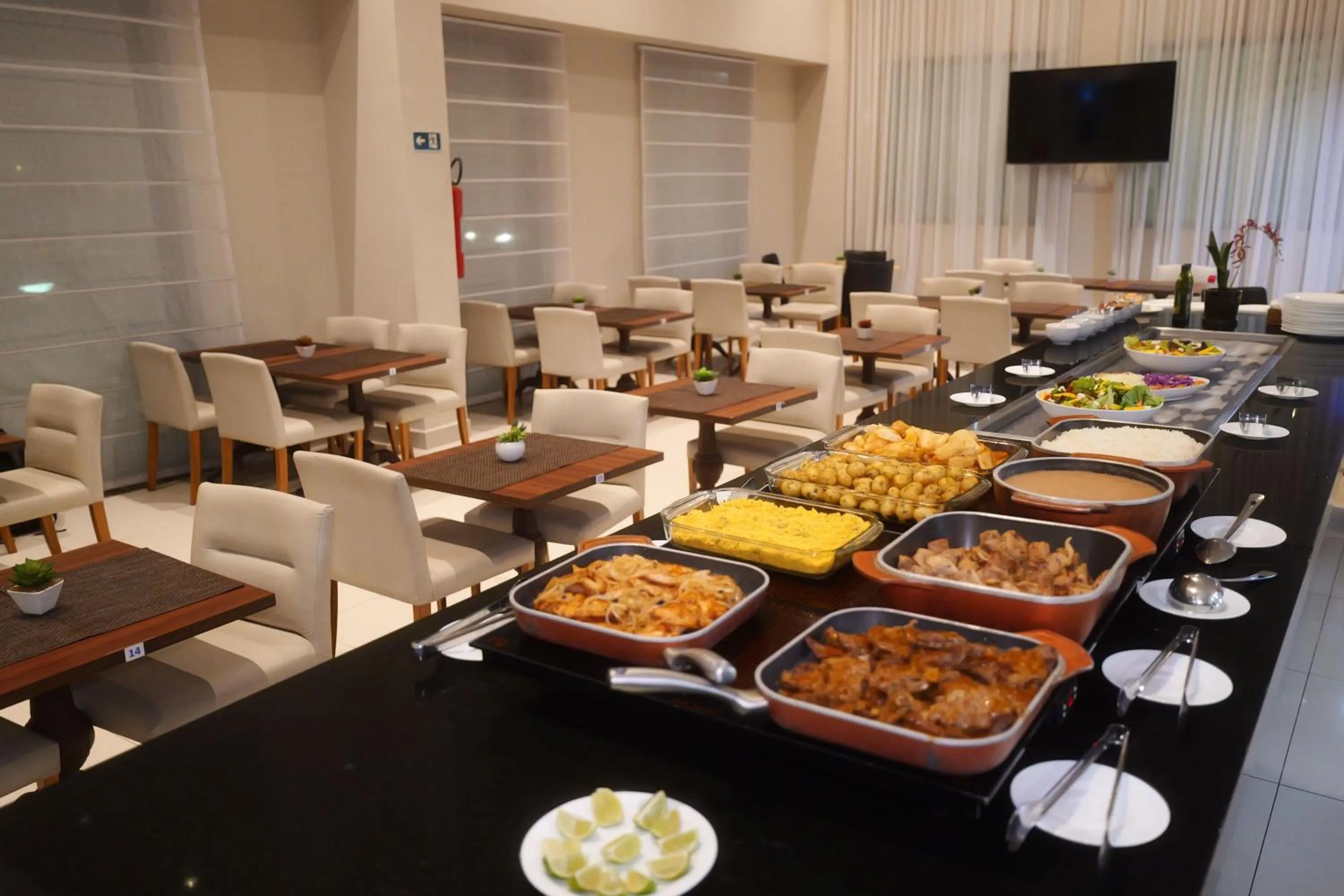 Dinner in Samba Linhares