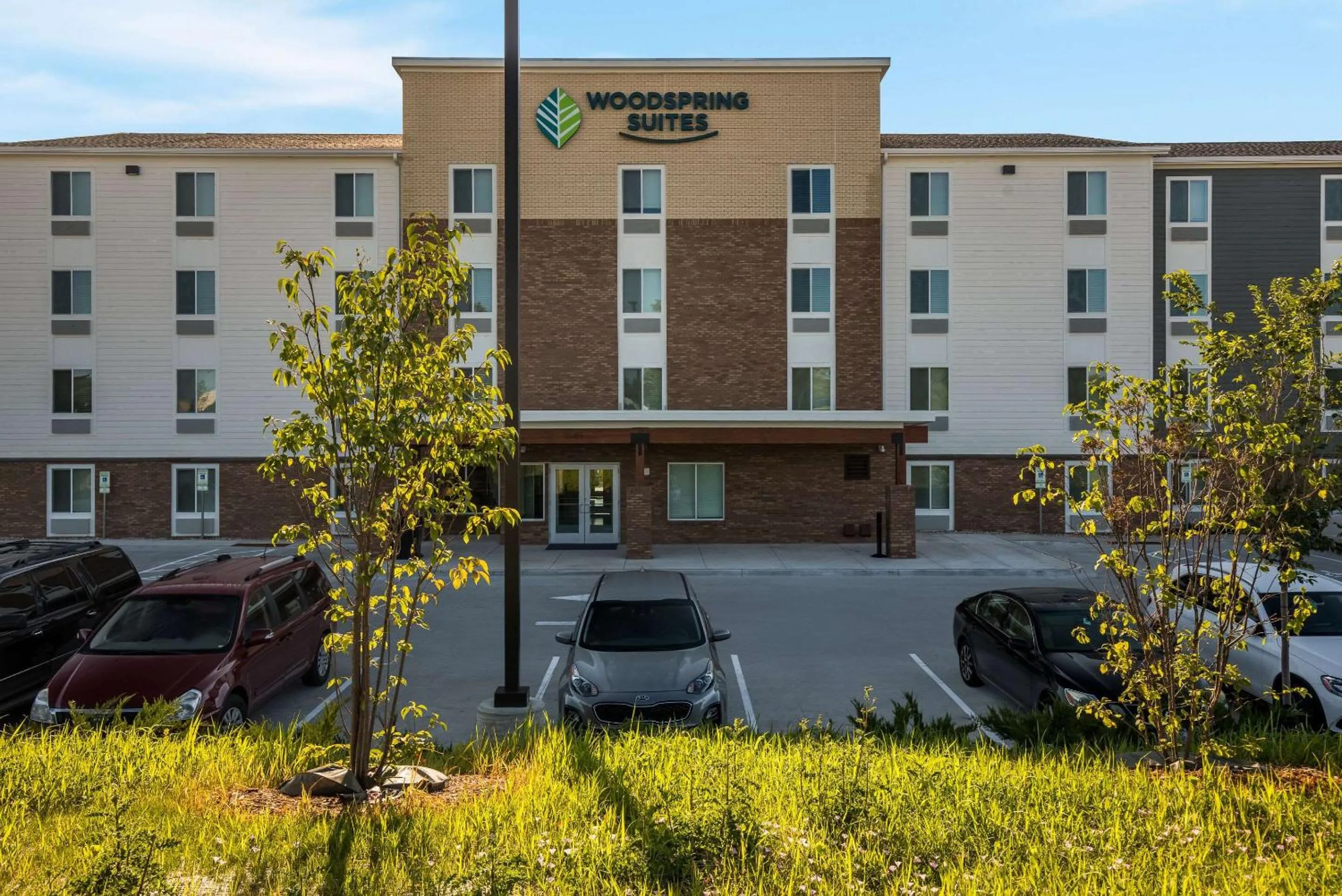 WoodSpring Suites Milwaukee - Menomonee Falls