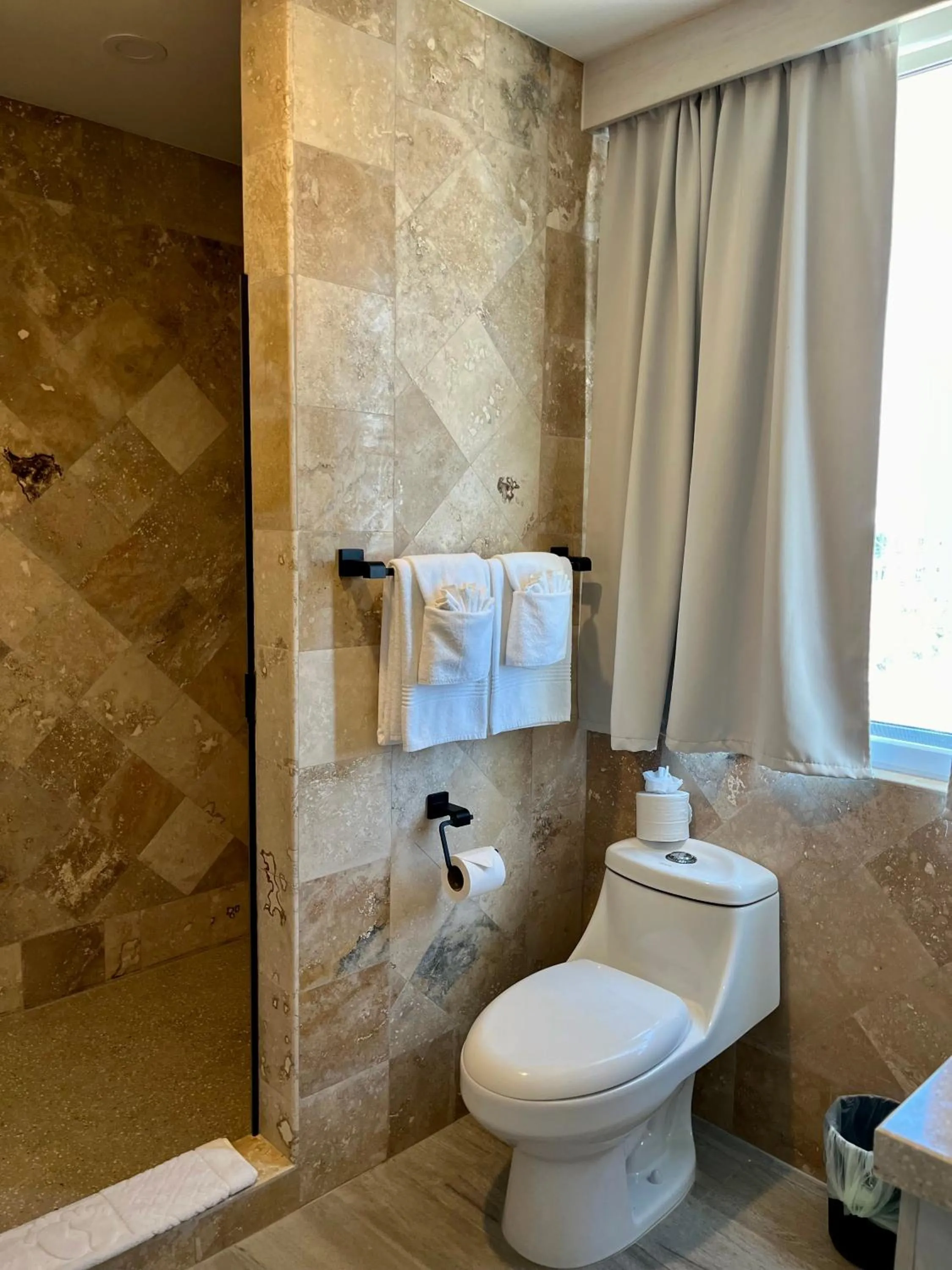 Bathroom in The Watermark Hotel