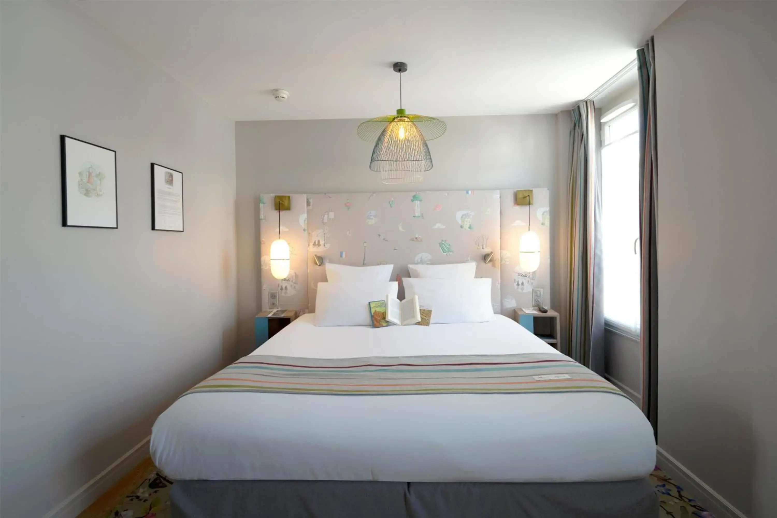 Bedroom, Bed in Hotel Litteraire Marcel Ayme, BW Premier Collection Bedroom, Bed in Hotel Litteraire Marcel Ayme, BW Premier Collection