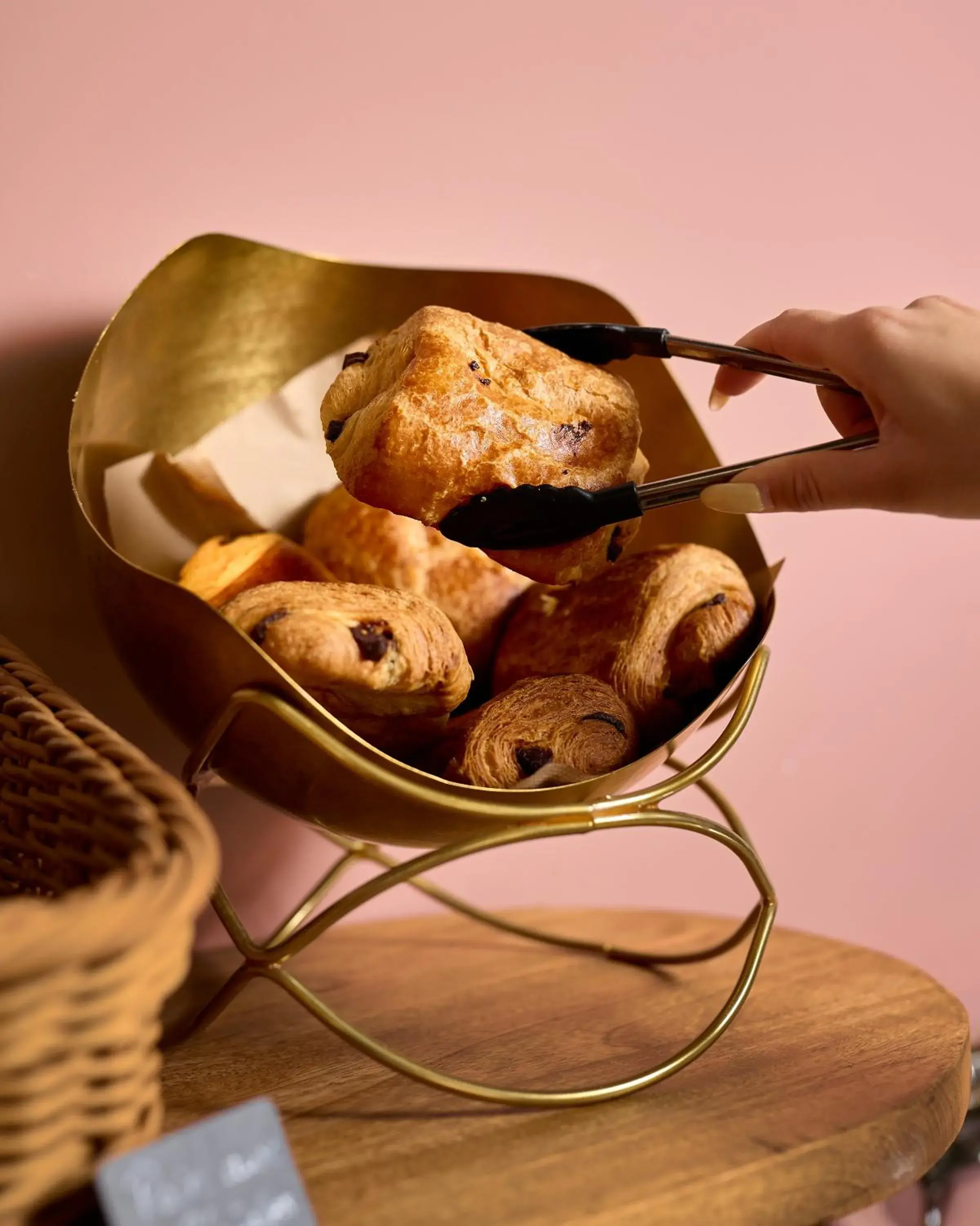 Breakfast in Grand Hôtel Dauphiné Toulon, Boutique Hôtel & Suites Breakfast in Grand Hôtel Dauphiné Toulon, Boutique Hôtel & Suites