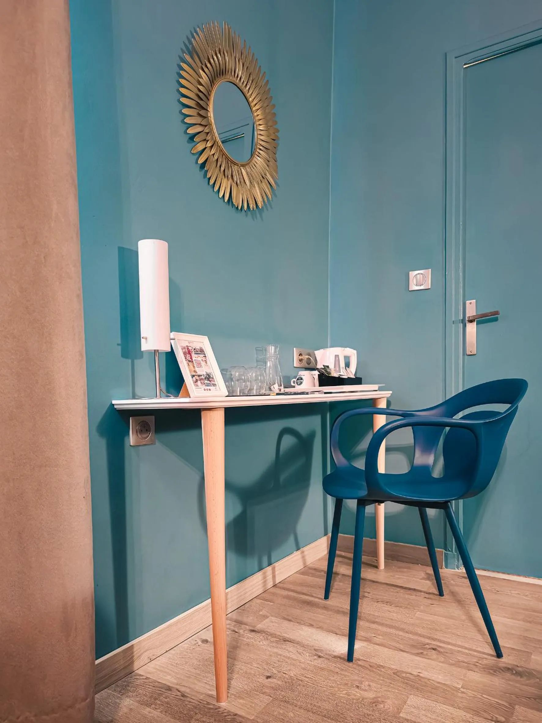 Decorative detail in Grand Hôtel Dauphiné Toulon, Boutique Hôtel & Suites