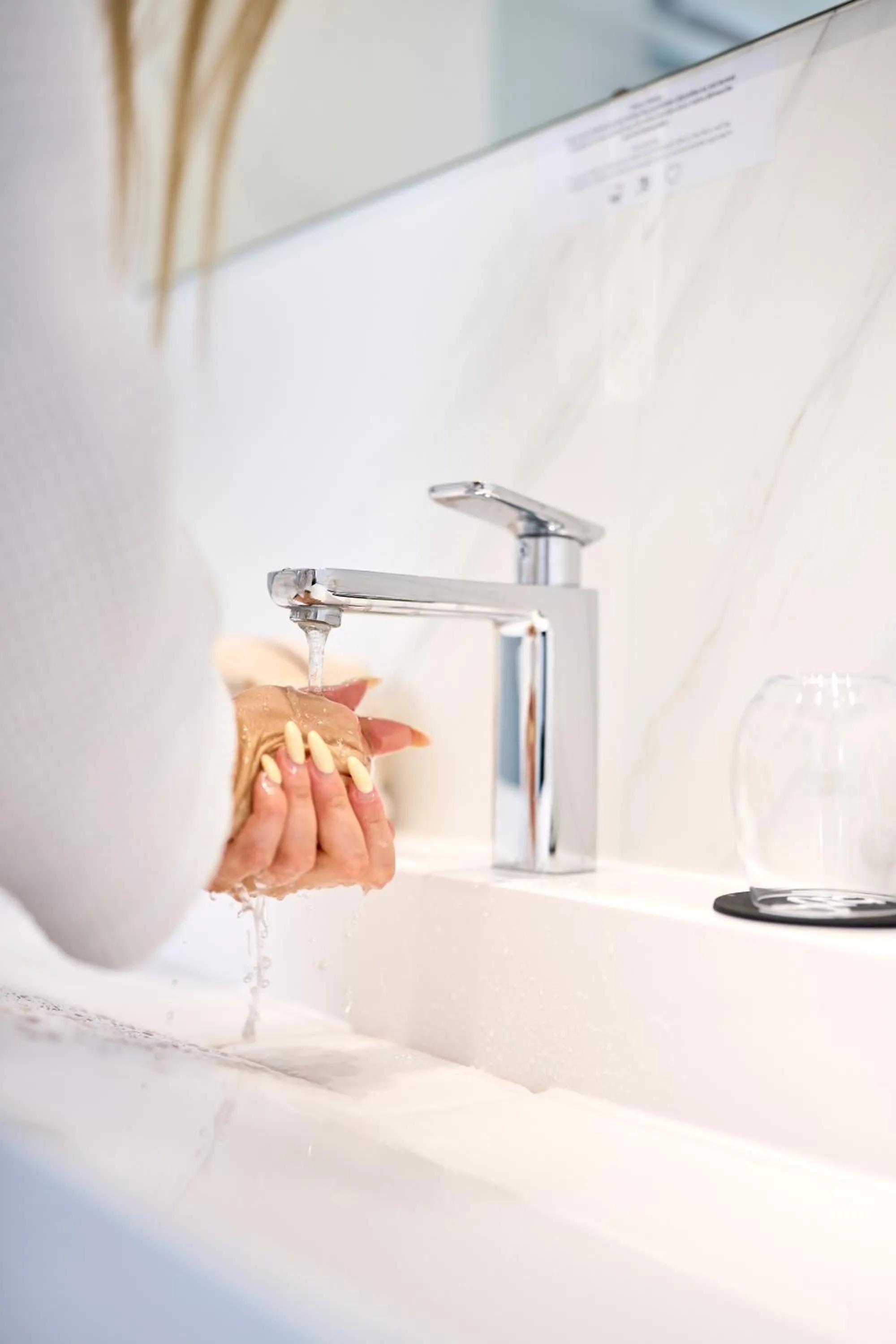Bathroom in Grand Hôtel Dauphiné Toulon, Boutique Hôtel & Suites