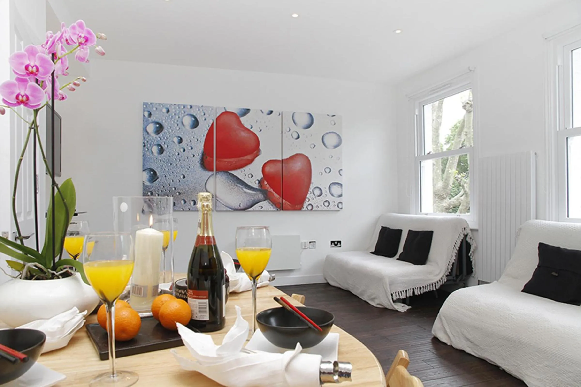 Living room in Holiday Lets London 4
