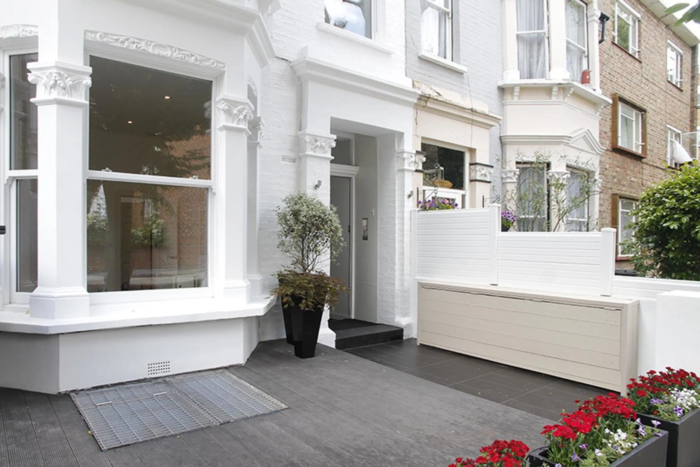 Patio in Holiday Lets London 4