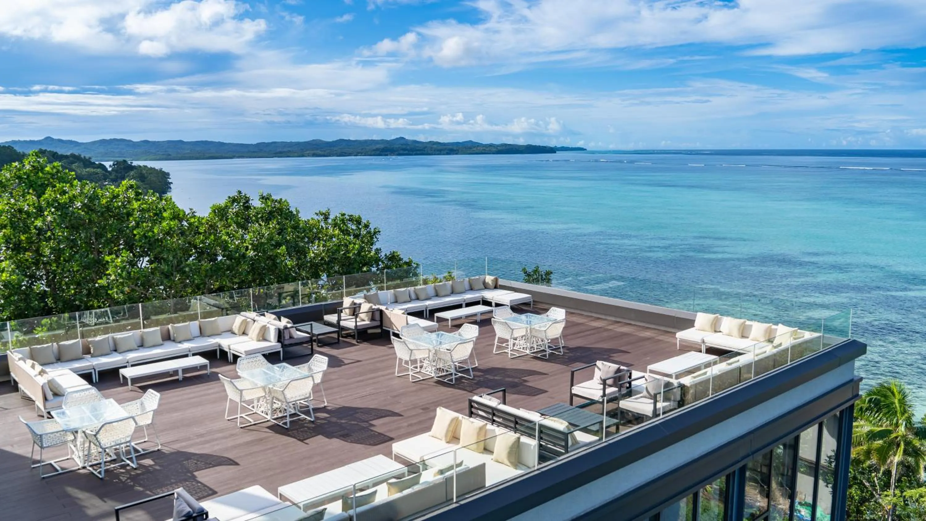 Restaurant/places to eat in Palau Sunrise Seaview Landison Retreat