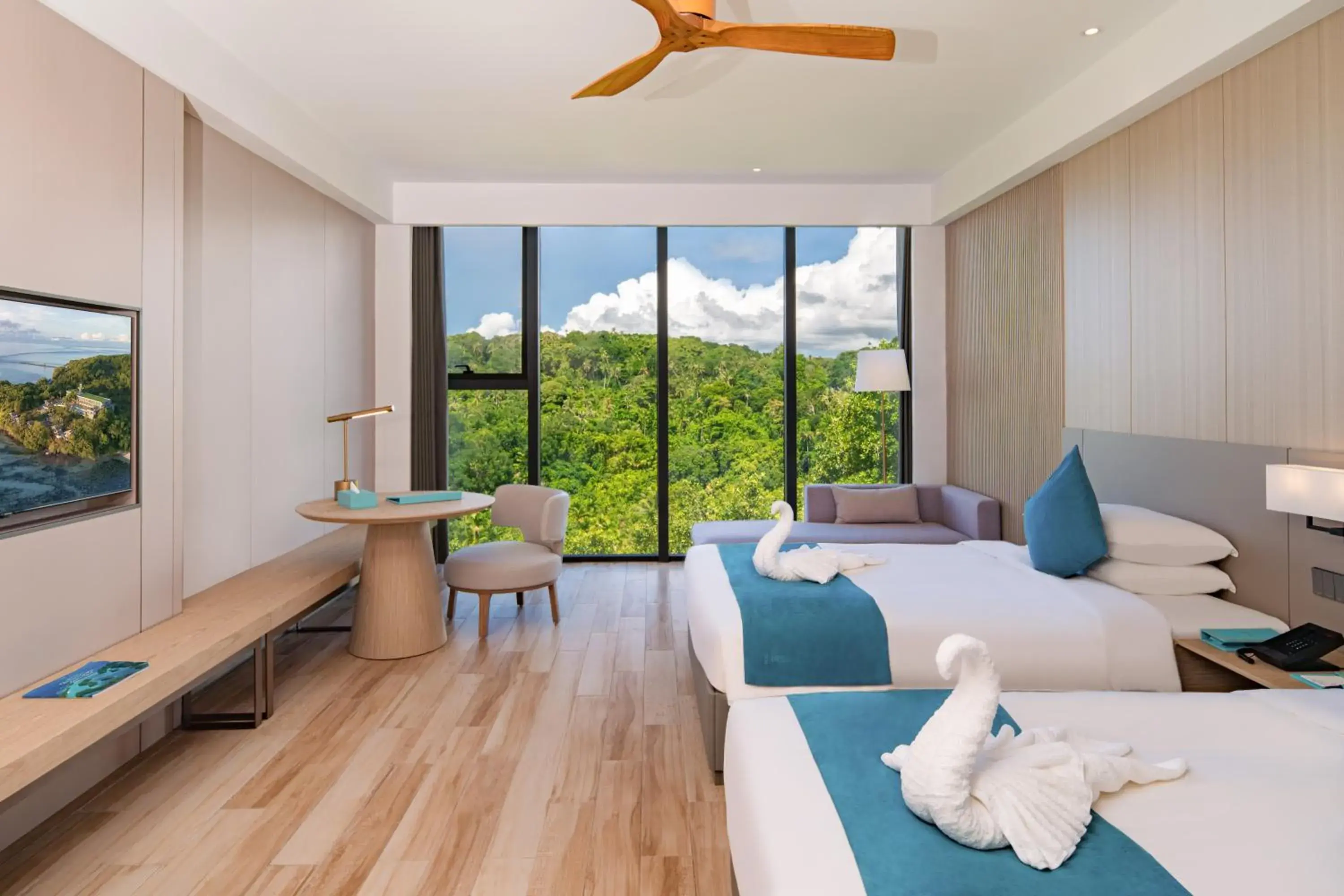 Twin Room with Mountain View in Palau Sunrise Seaview Landison Retreat Twin Room with Mountain View in Palau Sunrise Seaview Landison Retreat