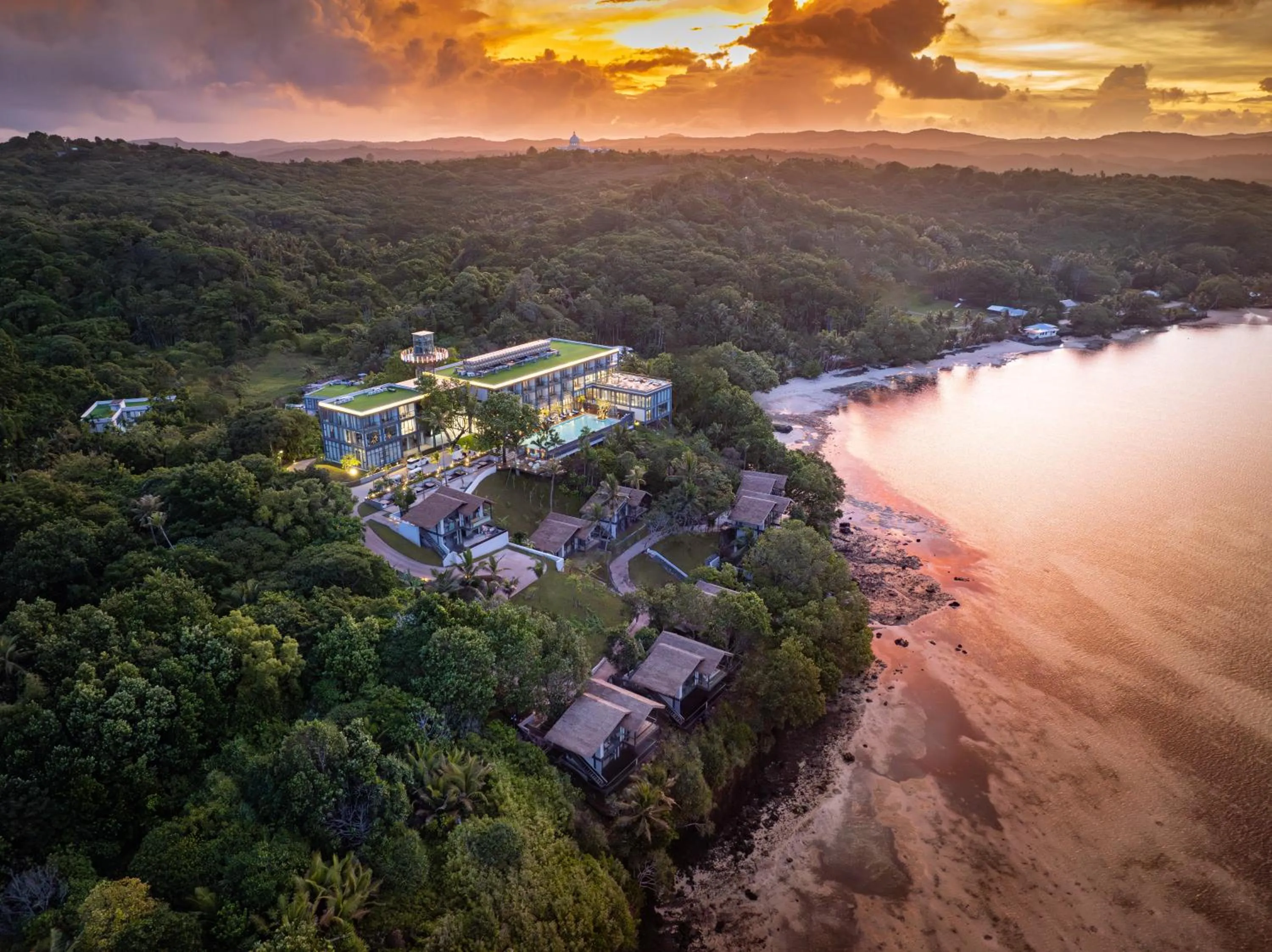 Palau Sunrise Seaview Landison Retreat