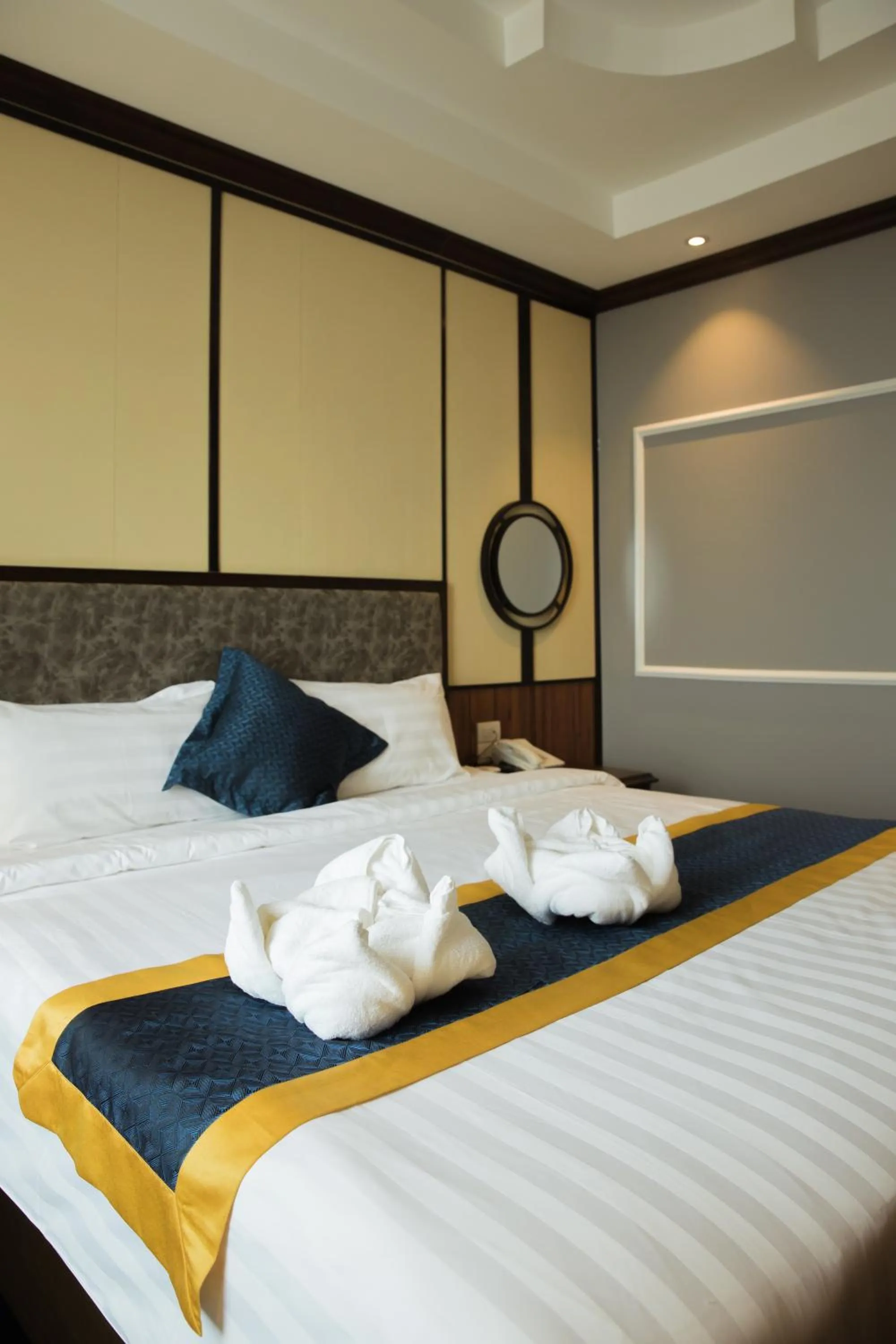 Bed in Confetti Garden Hotel