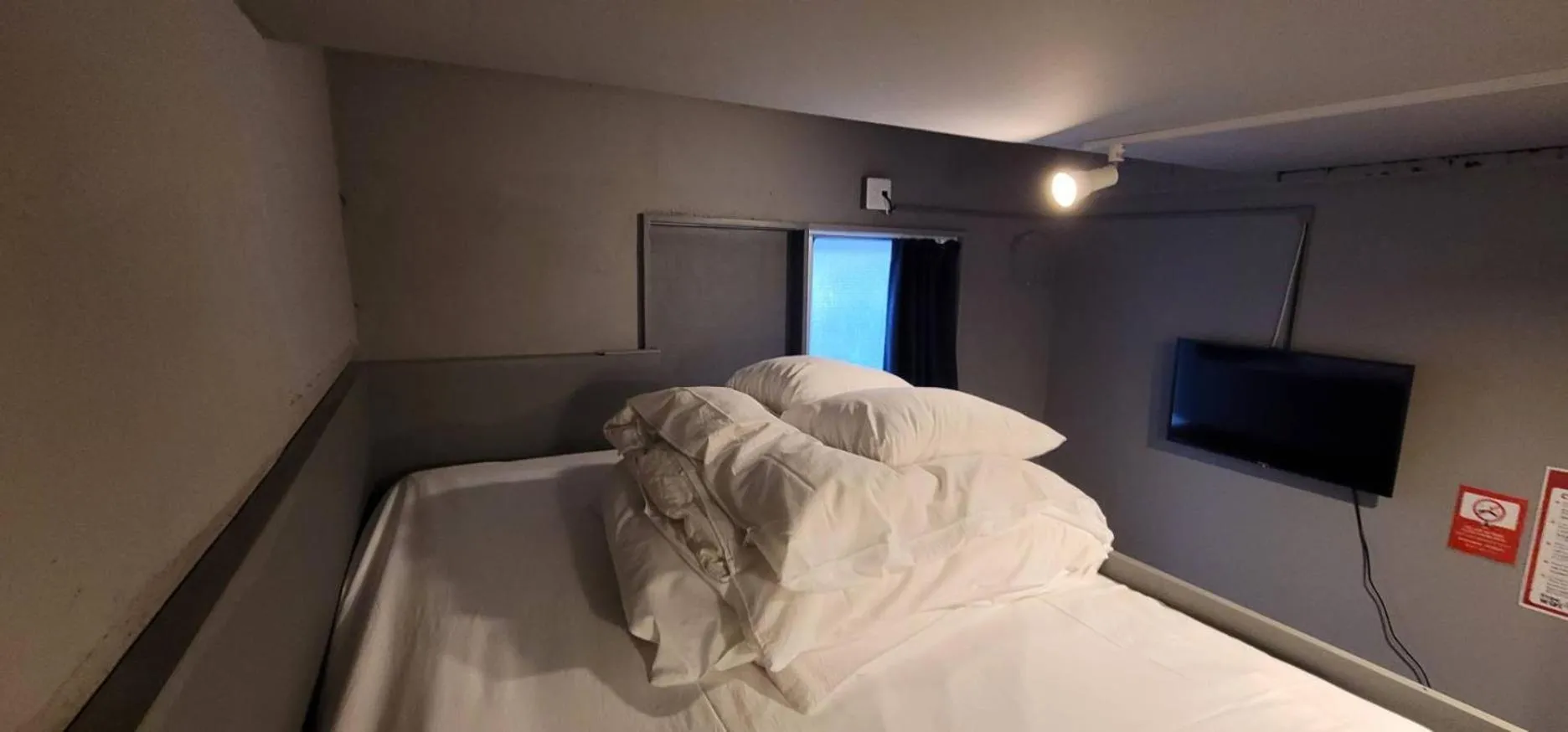 Bed in Rhodes Otsuka Hotel