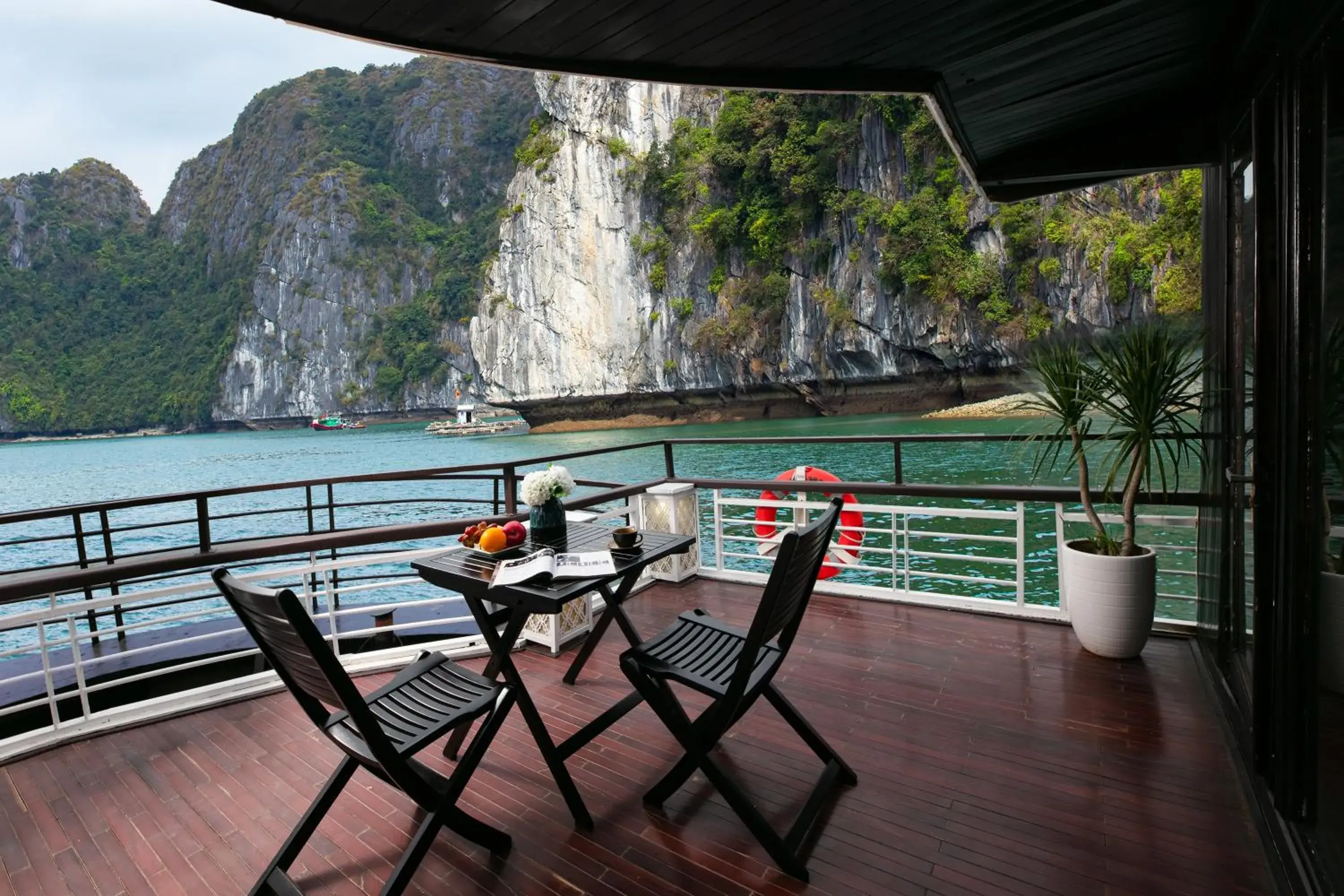 Property building in La Regina Classic Cruise Property building in La Regina Classic Cruise