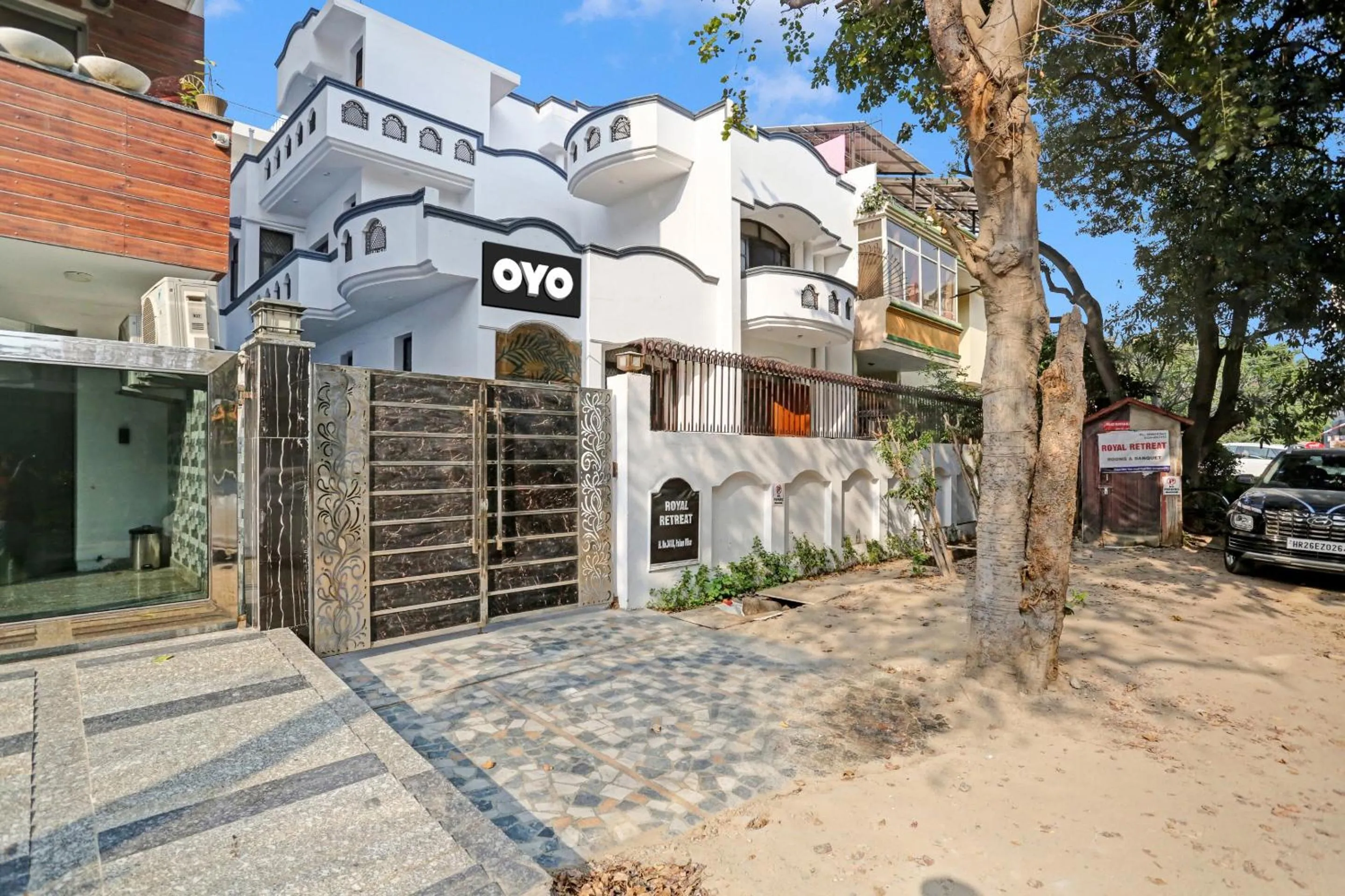 Facade/entrance, Property Building in OYO Flagship 81046 Royal Retreat