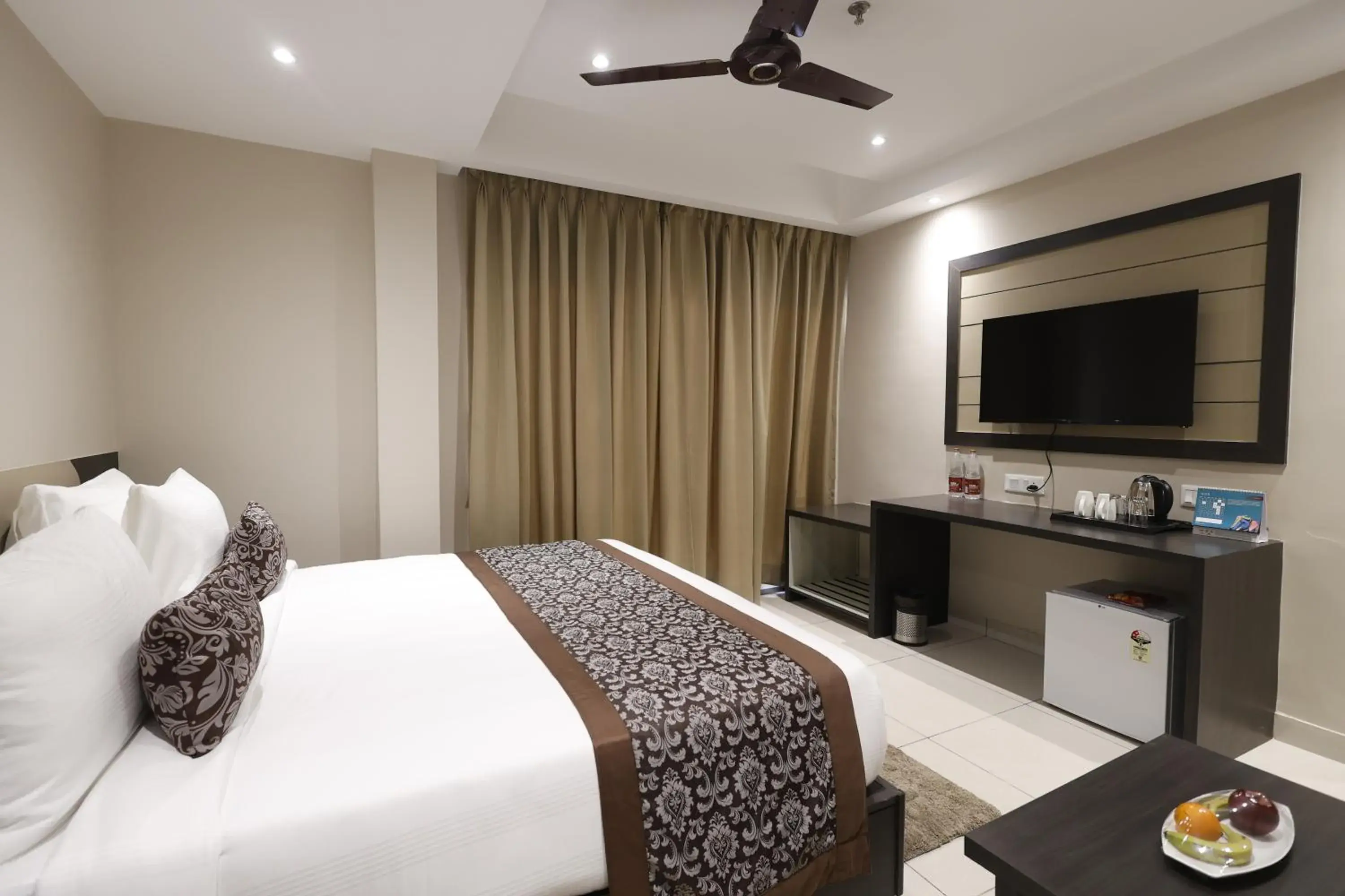 Bed in Pride Biznotel Canopus, Digha Bed in Pride Biznotel Canopus, Digha