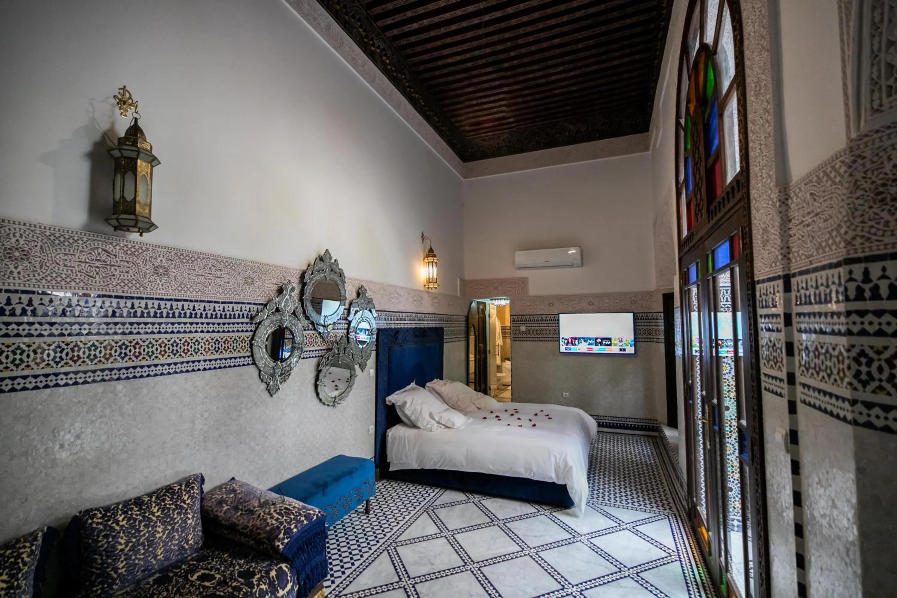 Queen Suite in Riad Semlalia