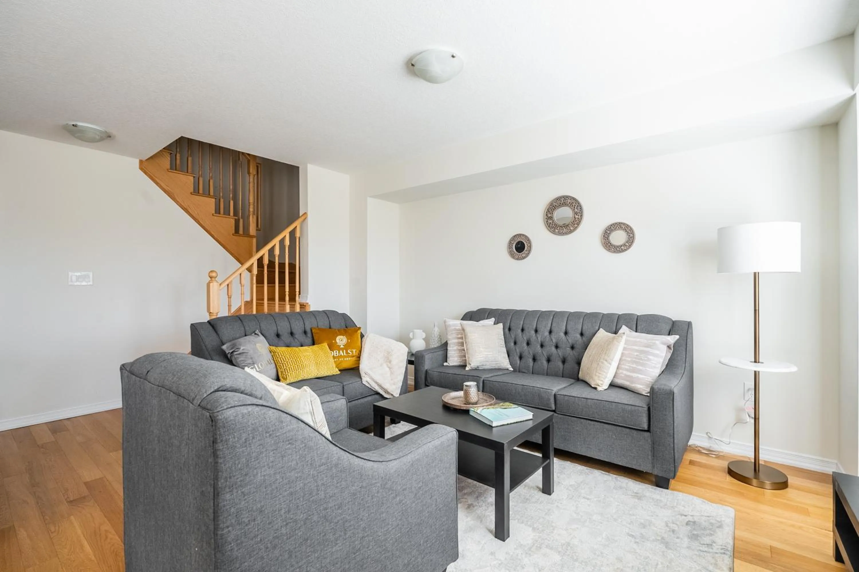 Living room in GlobalStay 3 Bedroom Townhouse Near Niagara Falls Brock University