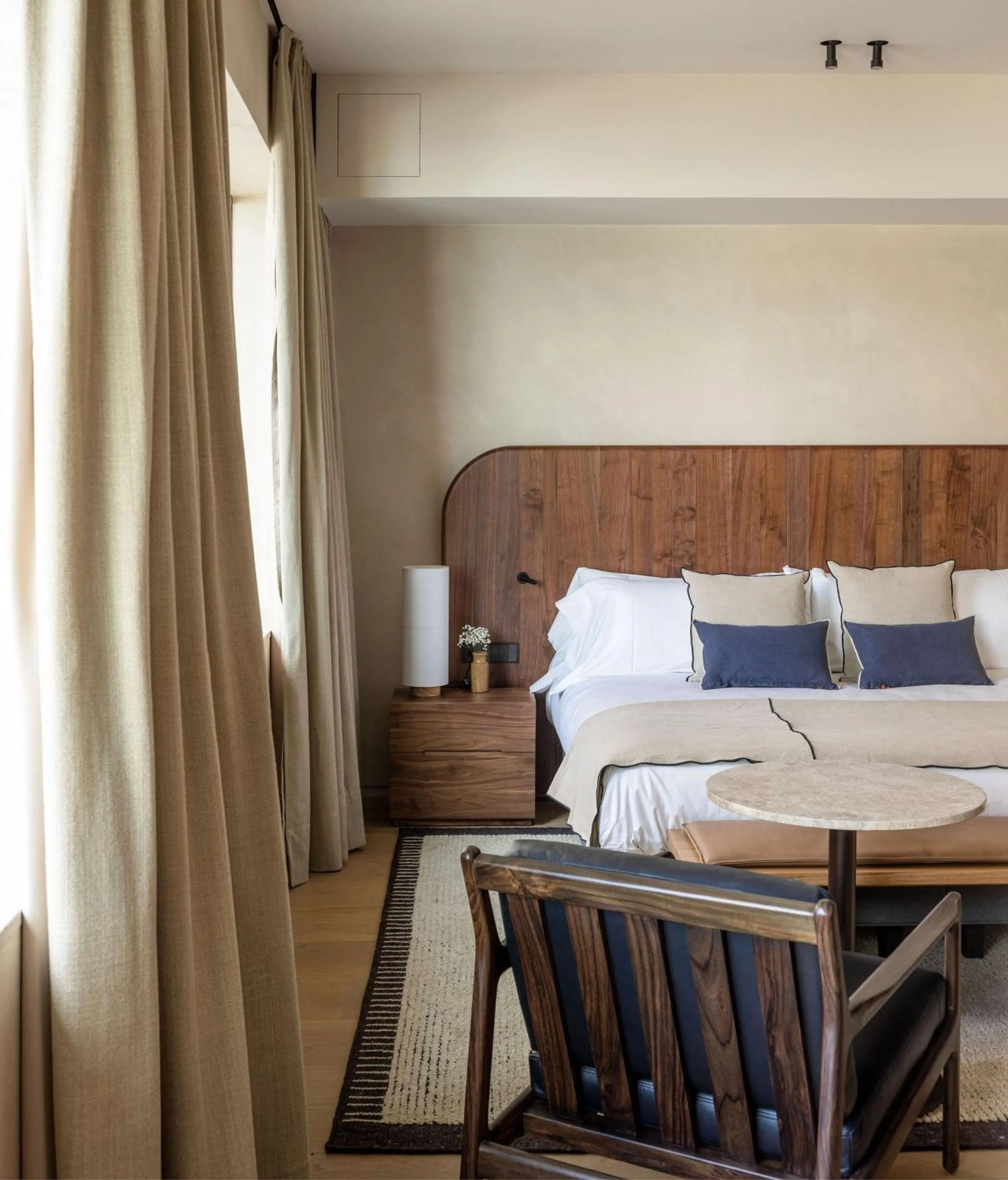 Photo of the whole room, Bed in Hotel Ur Bare